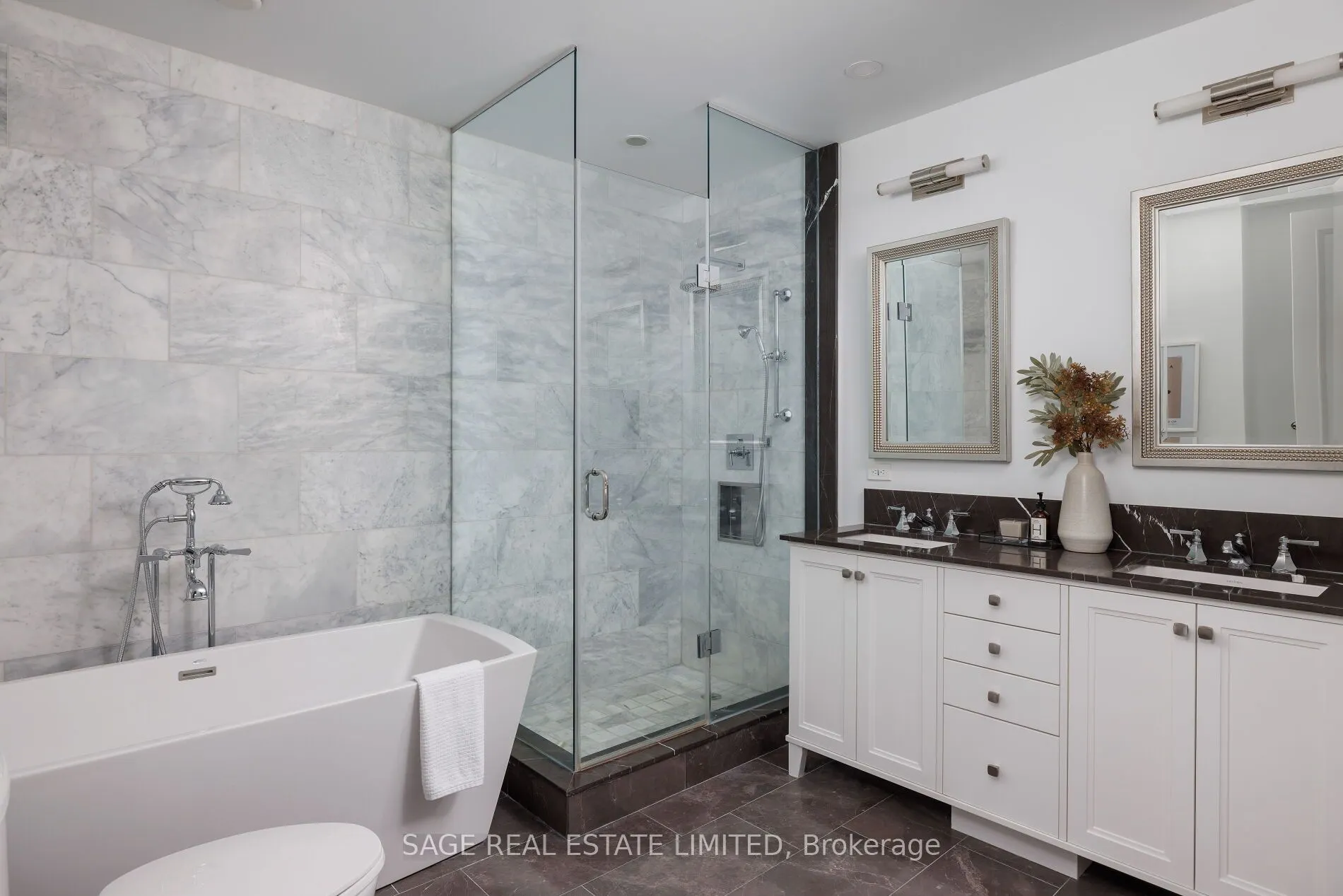 1900 Bayview Avenue, #0629