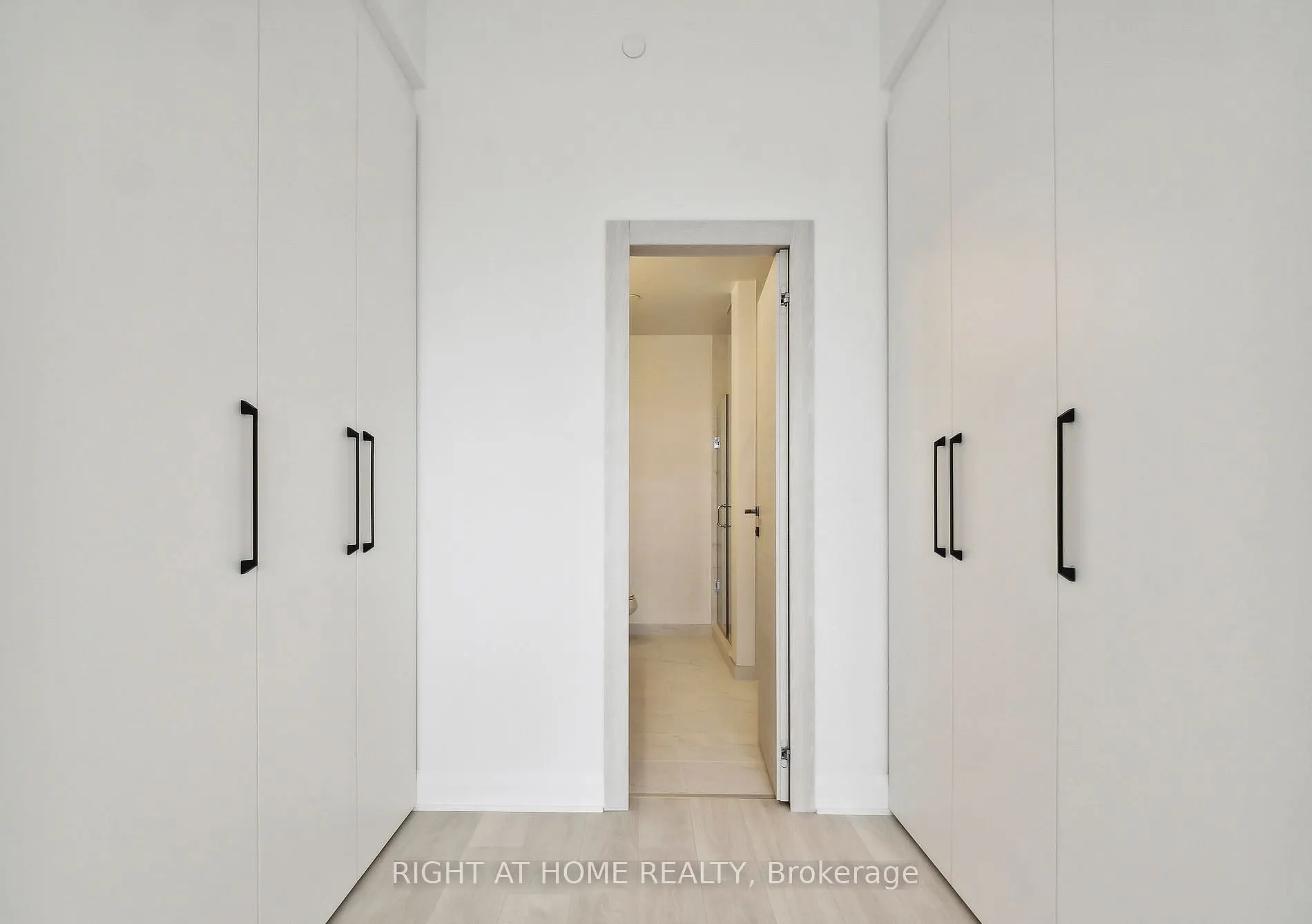 33 Frederick Todd Way N, #703