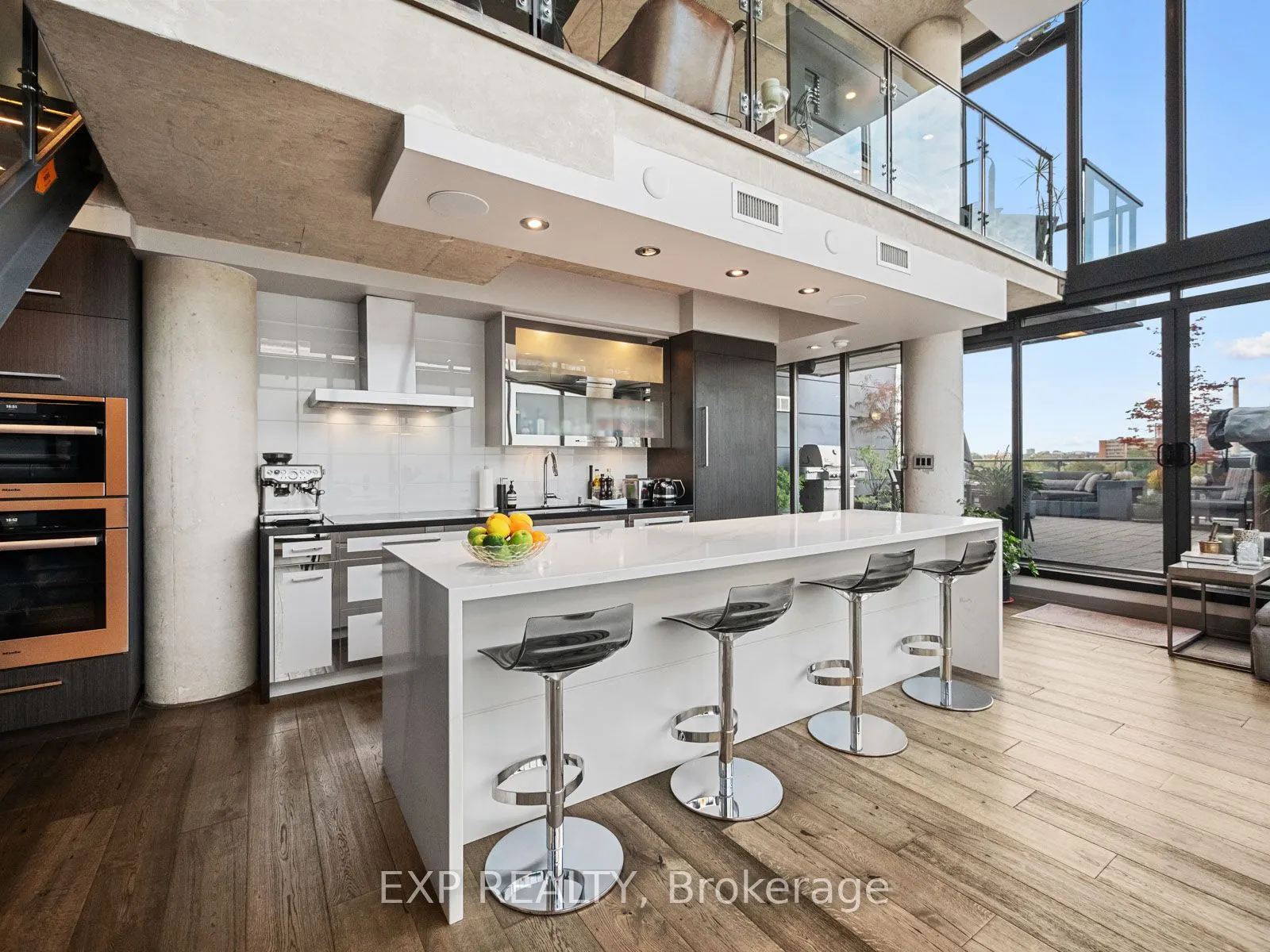 533 Richmond Street W, #Ph1