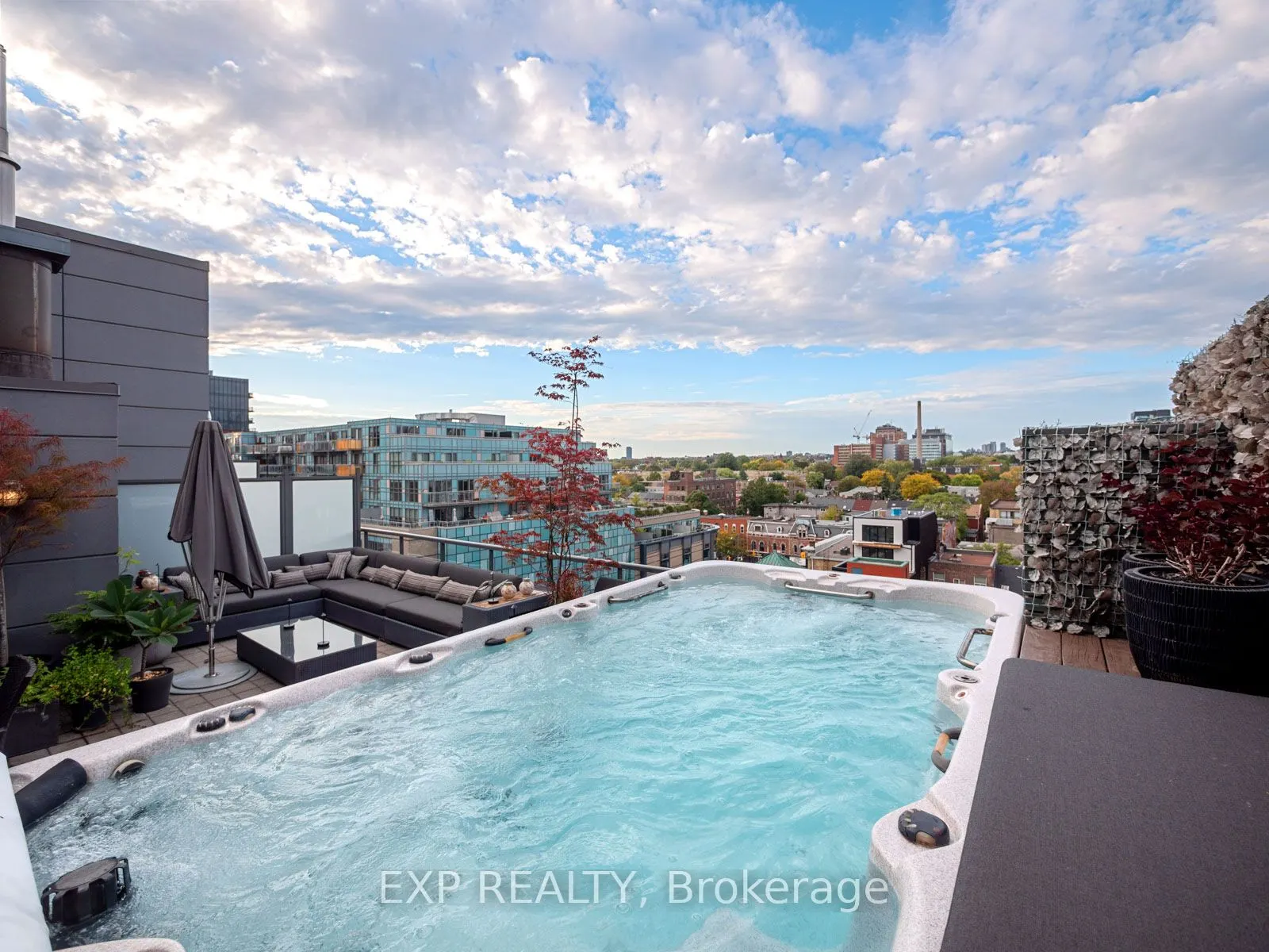 533 Richmond Street W, #Ph1
