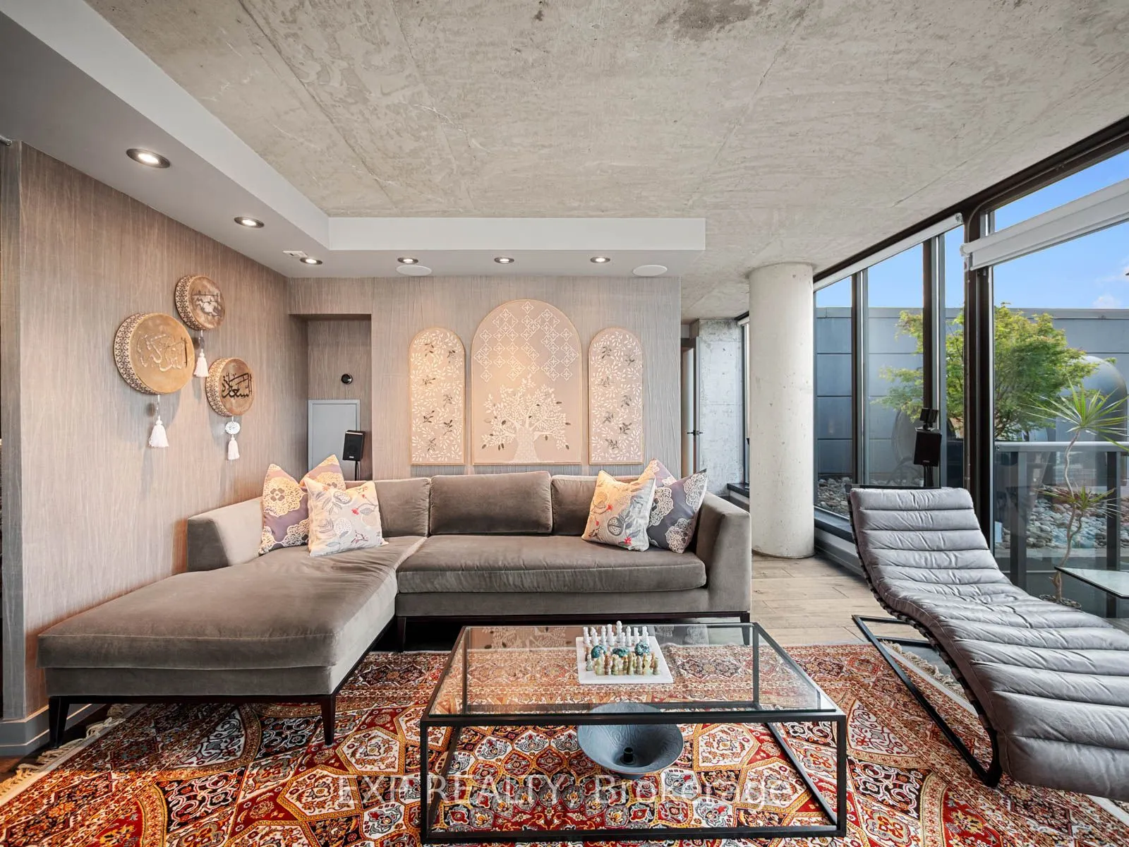 533 Richmond Street W, #Ph1