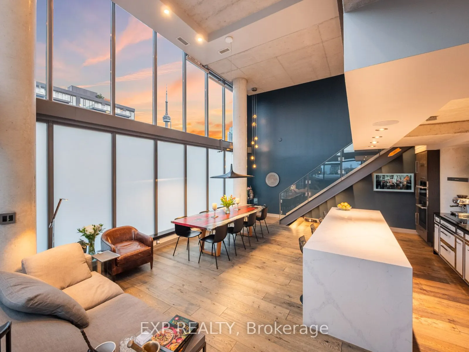 533 Richmond Street W, #Ph1