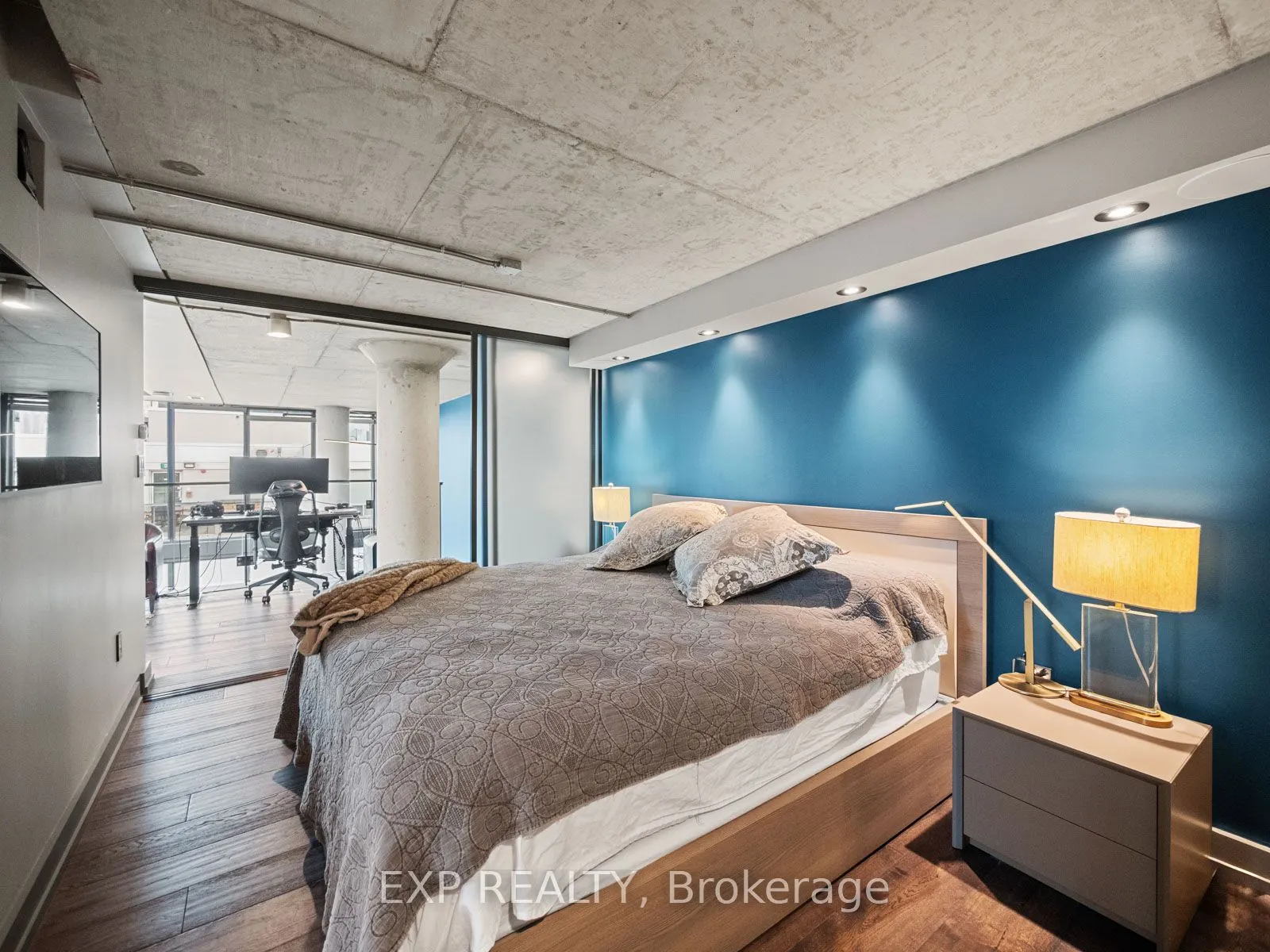 533 Richmond Street W, #Ph1