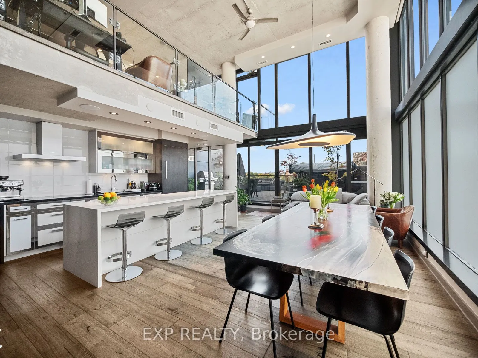 533 Richmond Street W, #Ph1