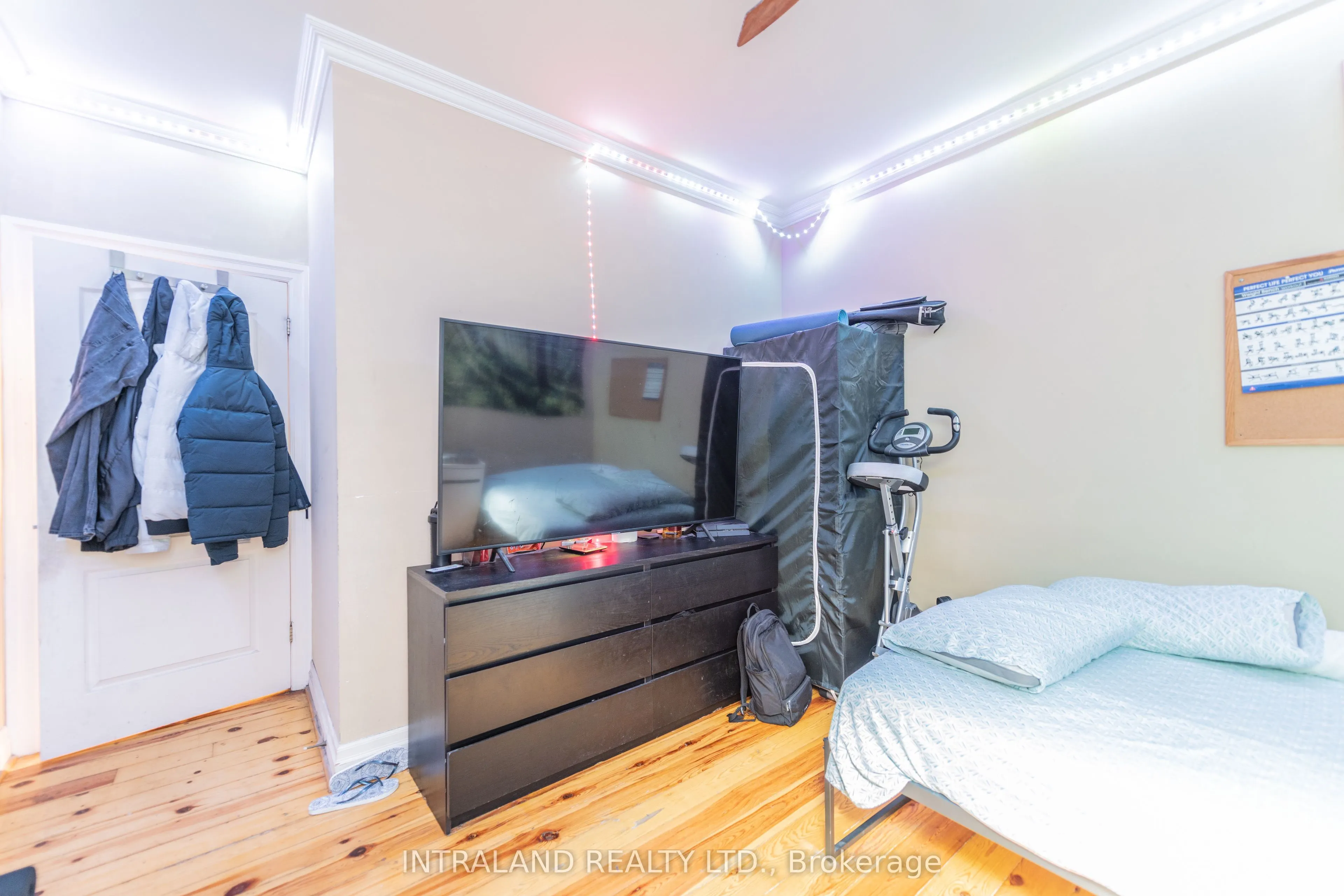 1005 Bathurst Street