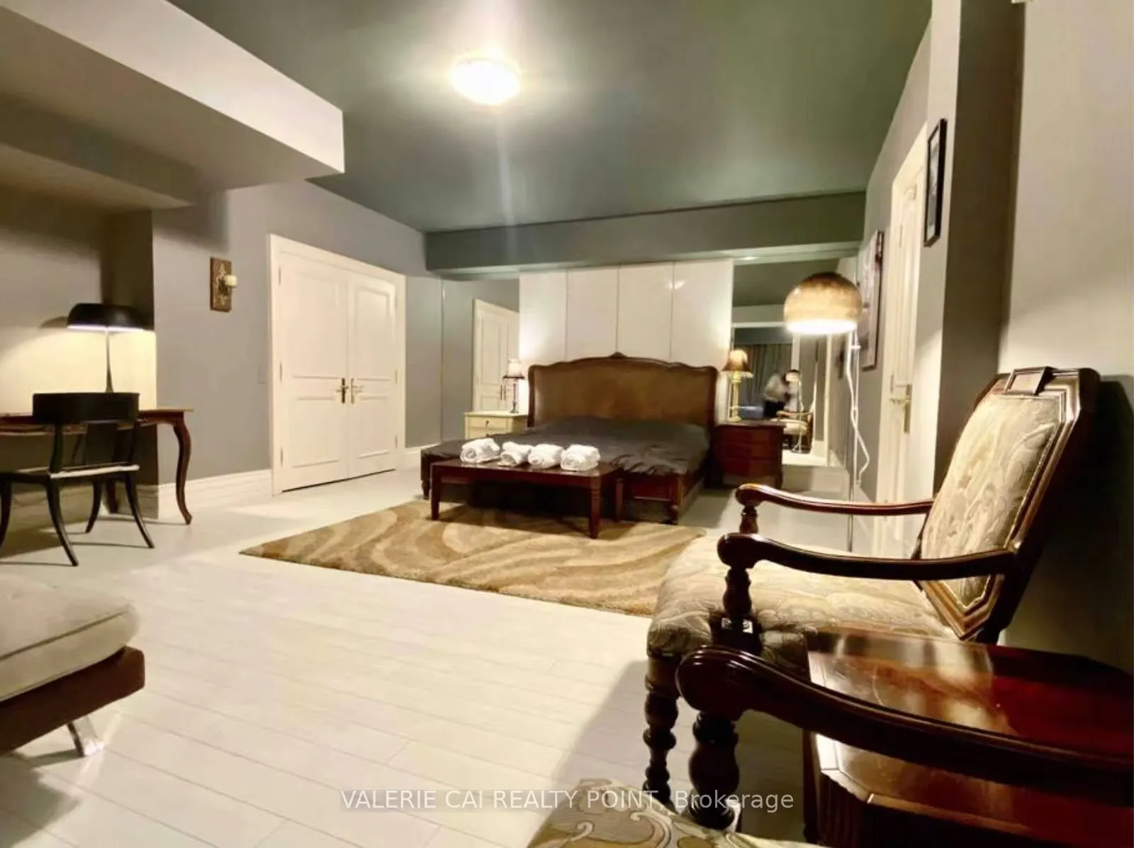 100 Owen Boulevard, #BASEMENT-2BEDROOM