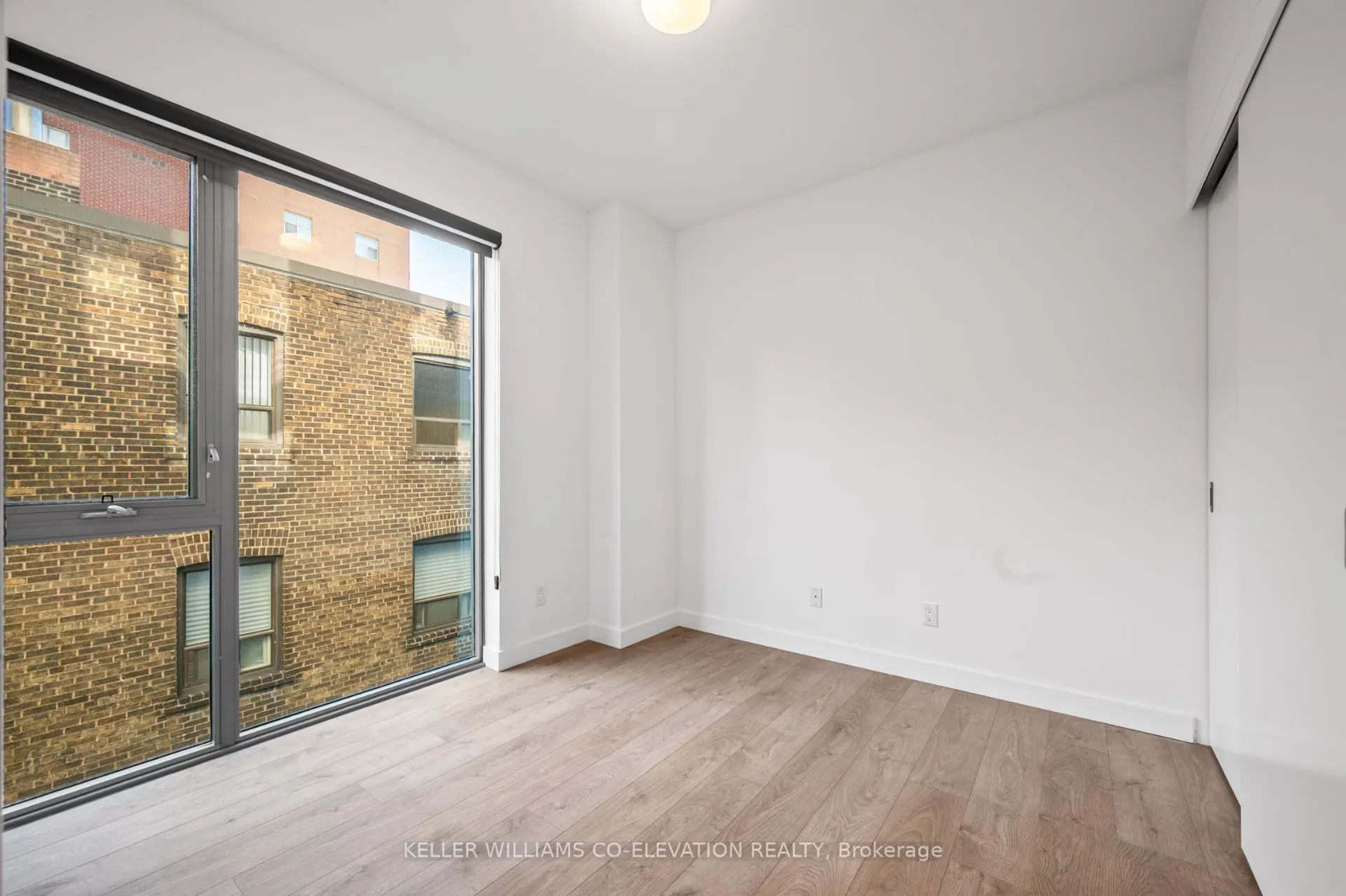 109 Vaughan Road, #302