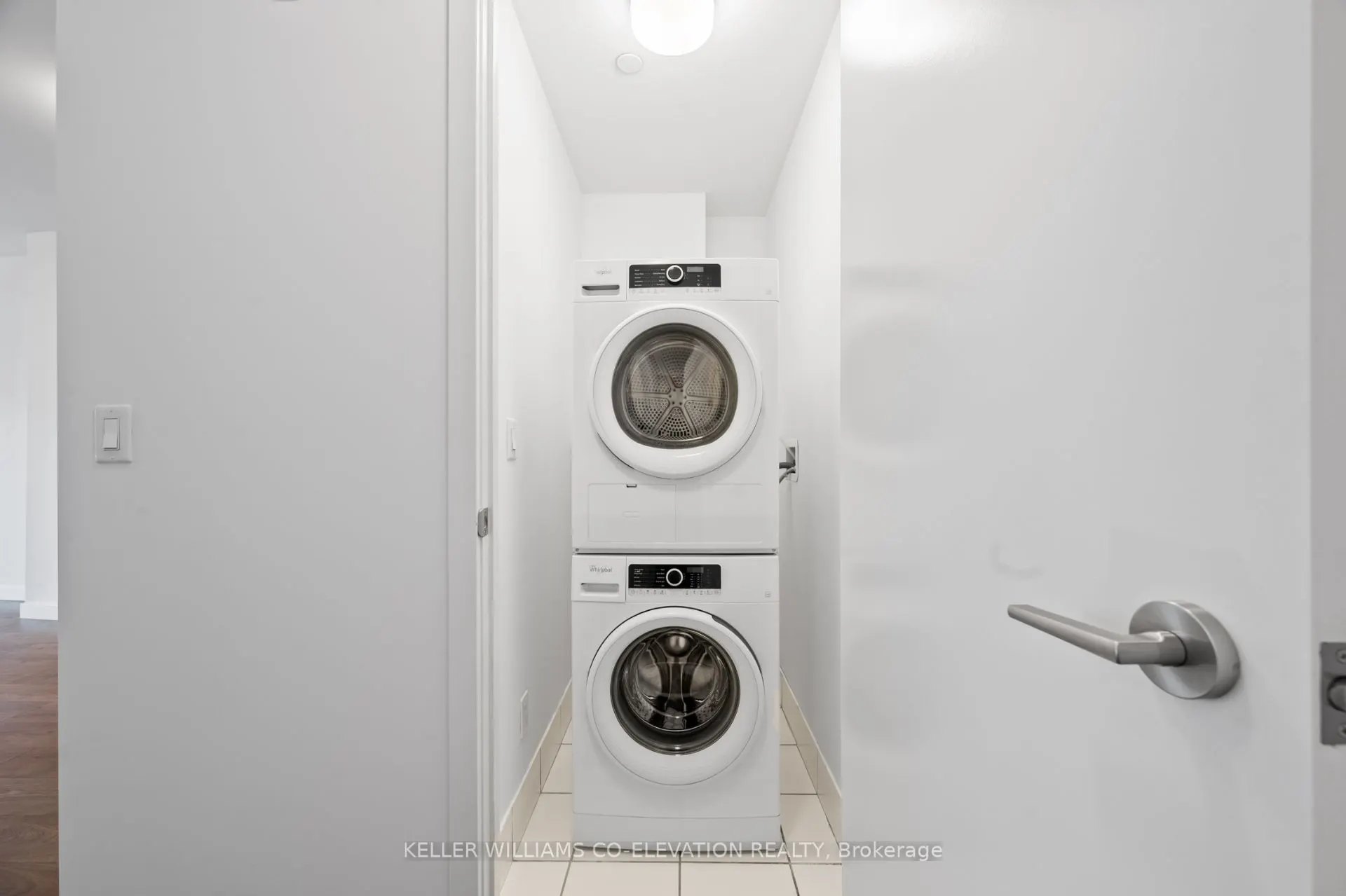109 Vaughan Road, #302