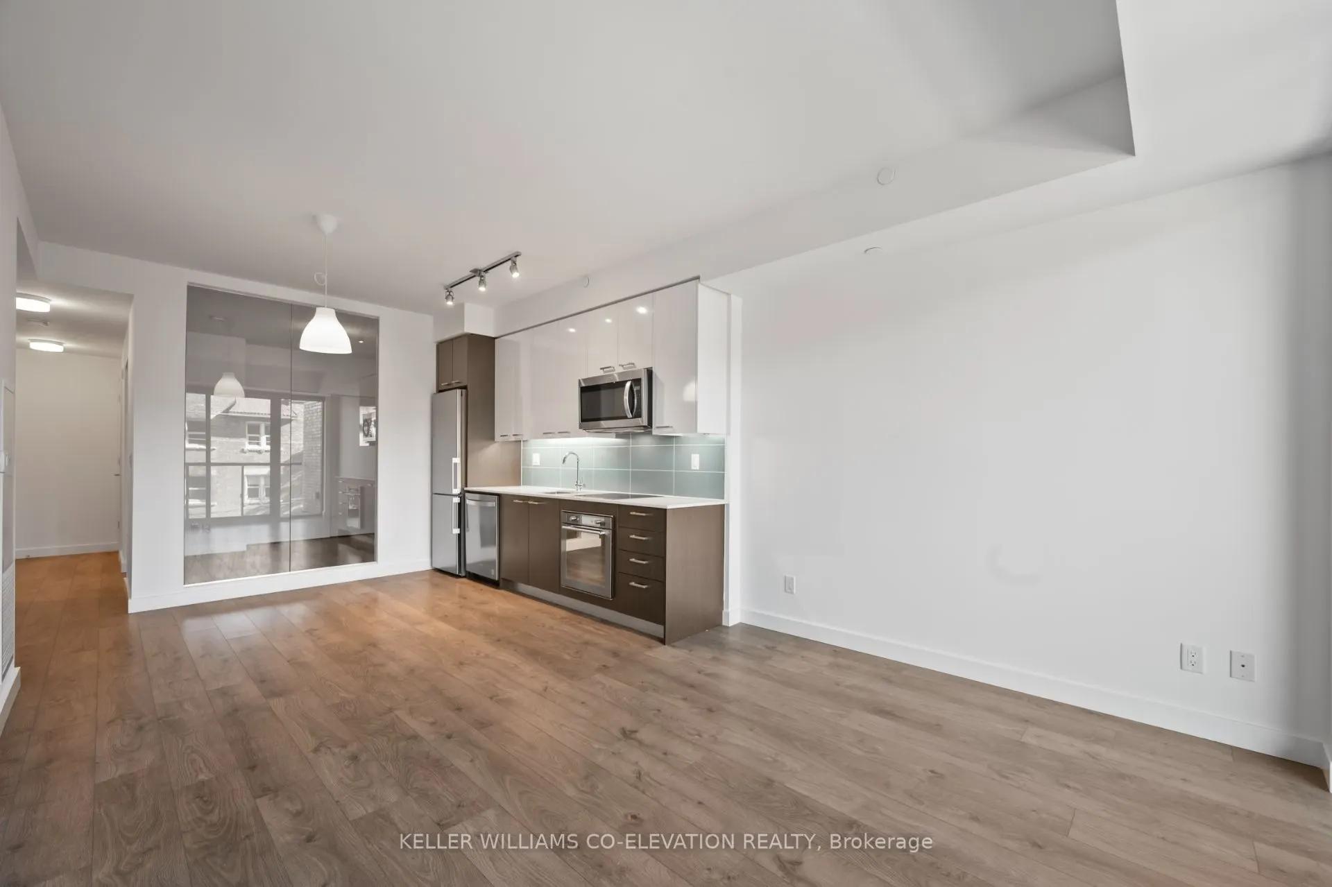 109 Vaughan Road, #304
