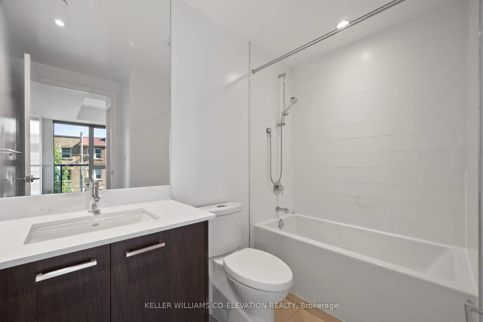 109 Vaughan Road, #304