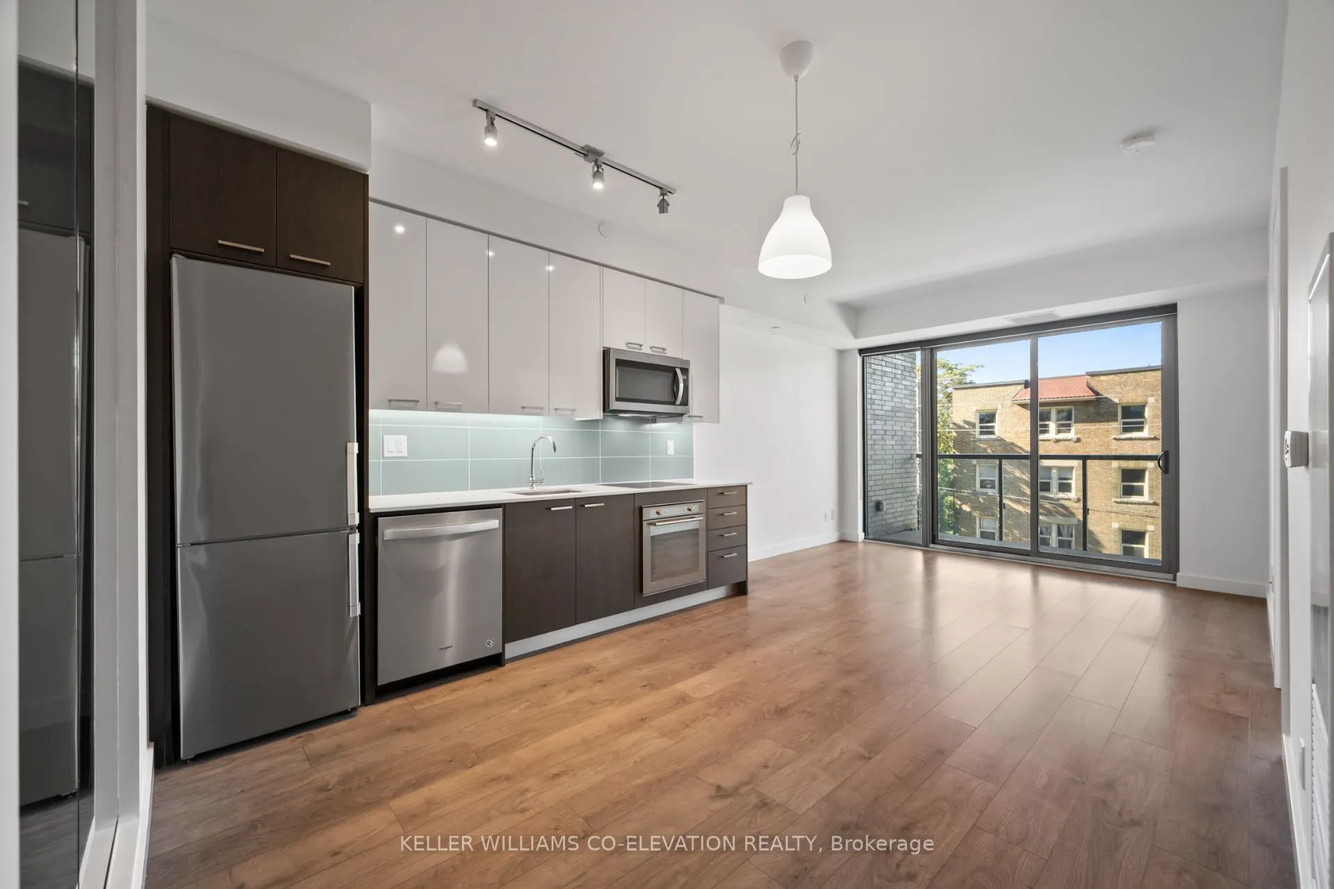 109 Vaughan Road, #304
