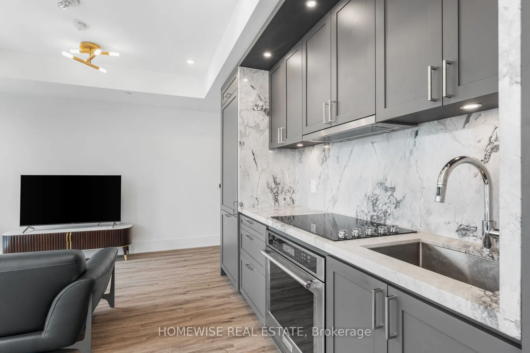 470 Front Street W, #1012