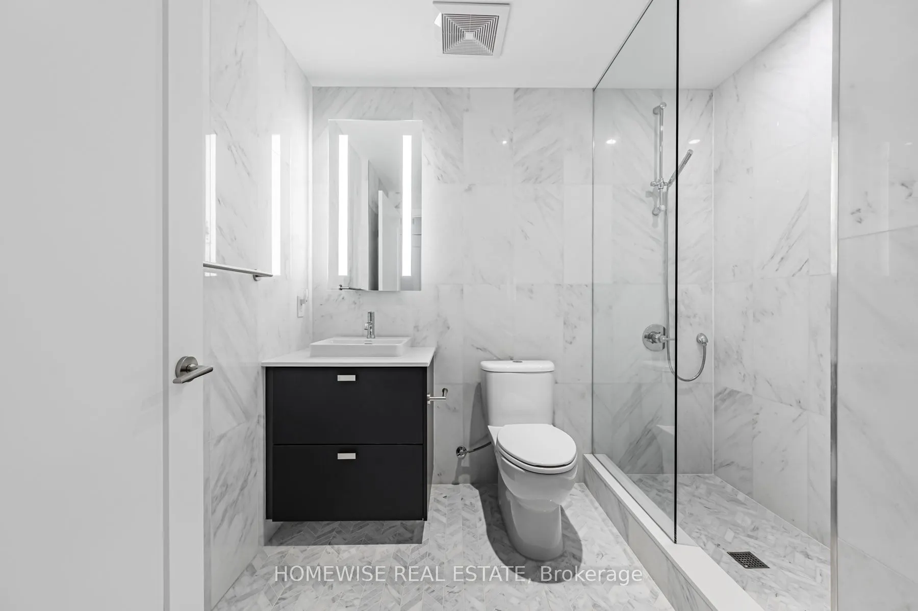 470 Front Street W, #1012