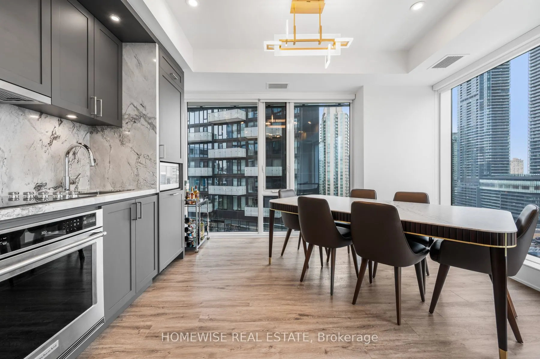 470 Front Street W, #1012