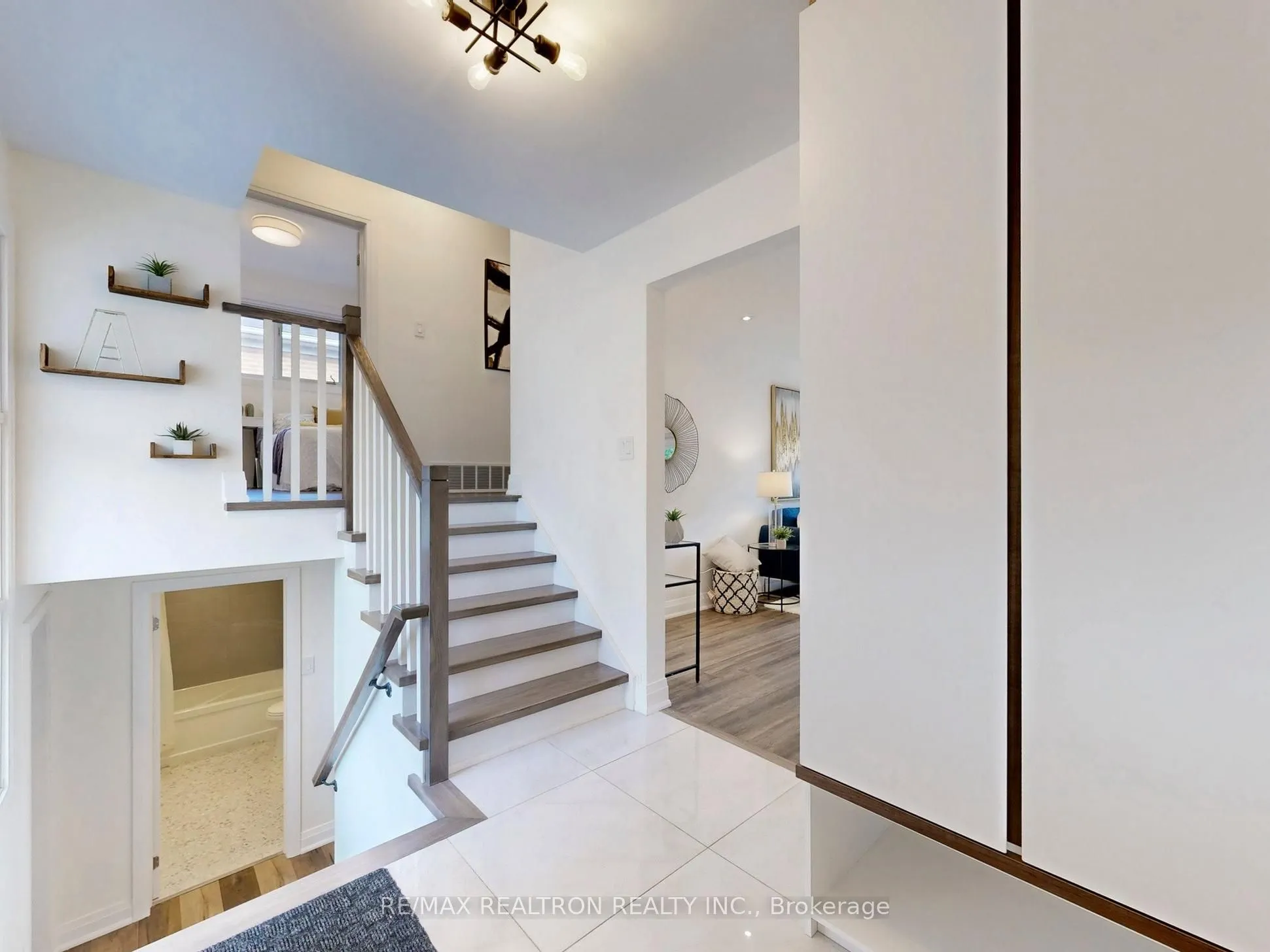 49 Houston Crescent