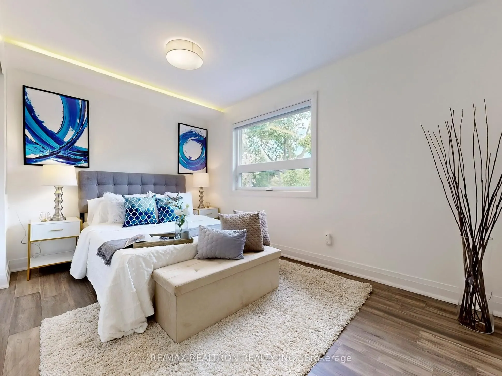 49 Houston Crescent