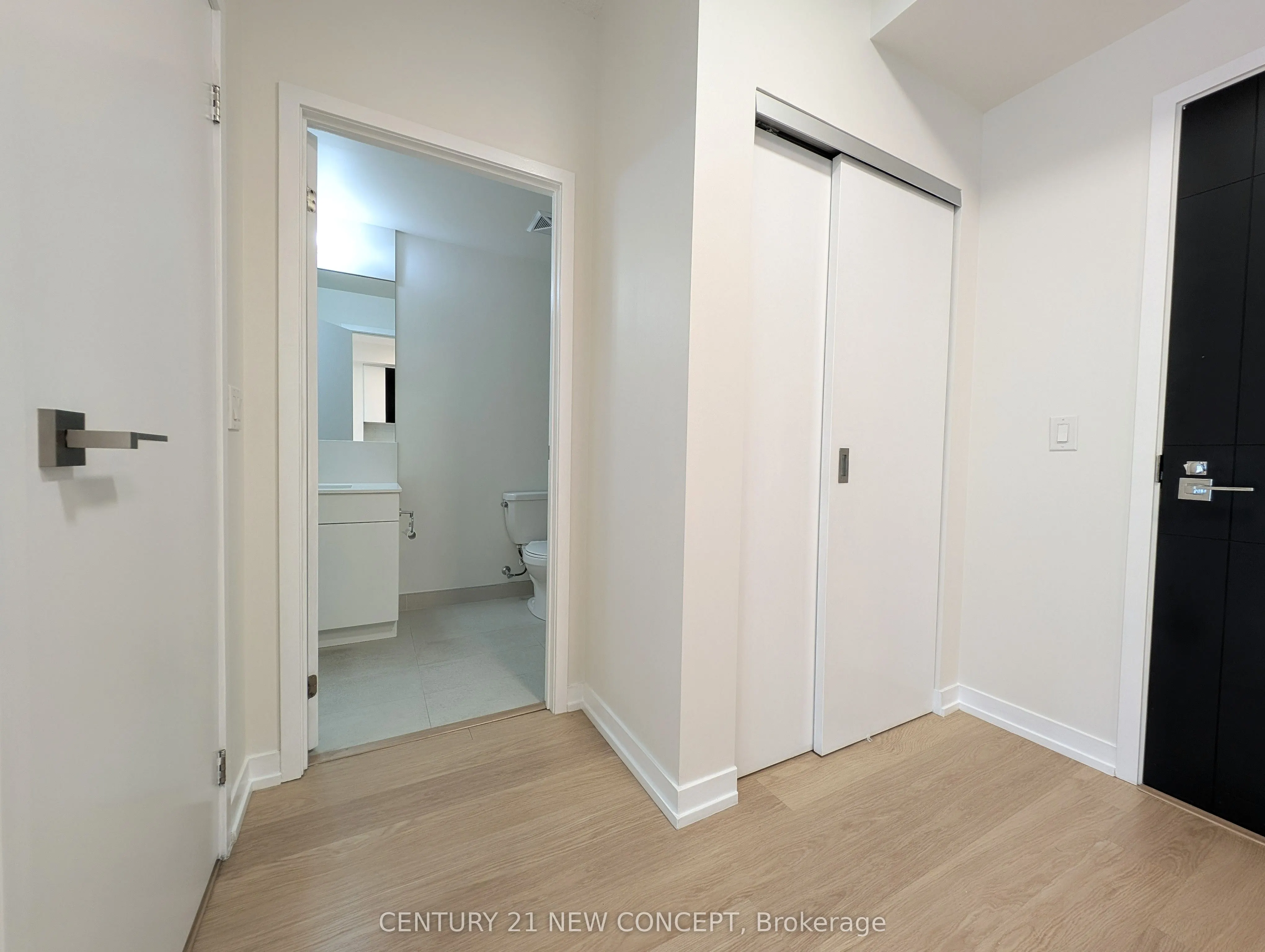 89 Dunfield Avenue, #1409