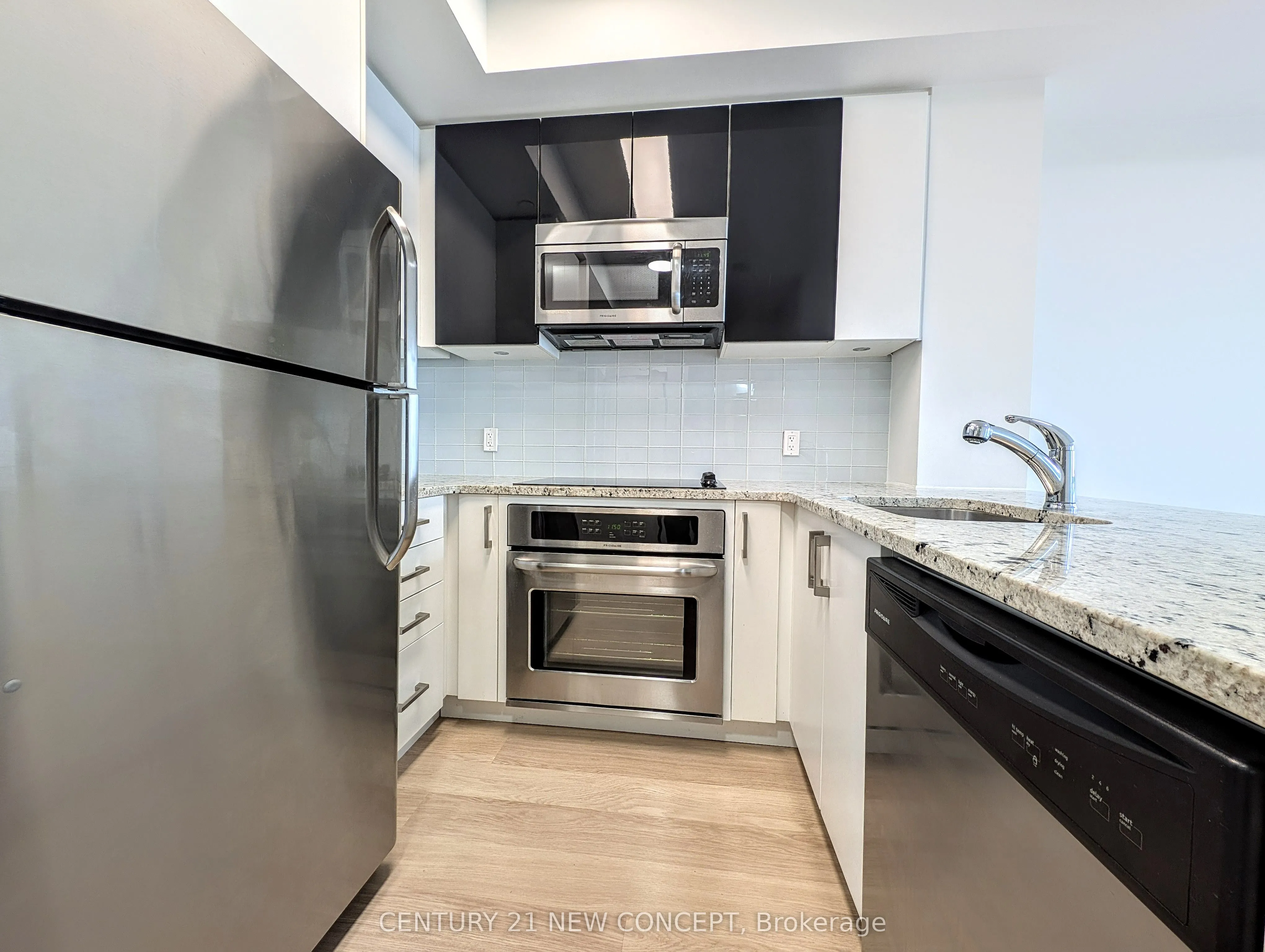 89 Dunfield Avenue, #1409