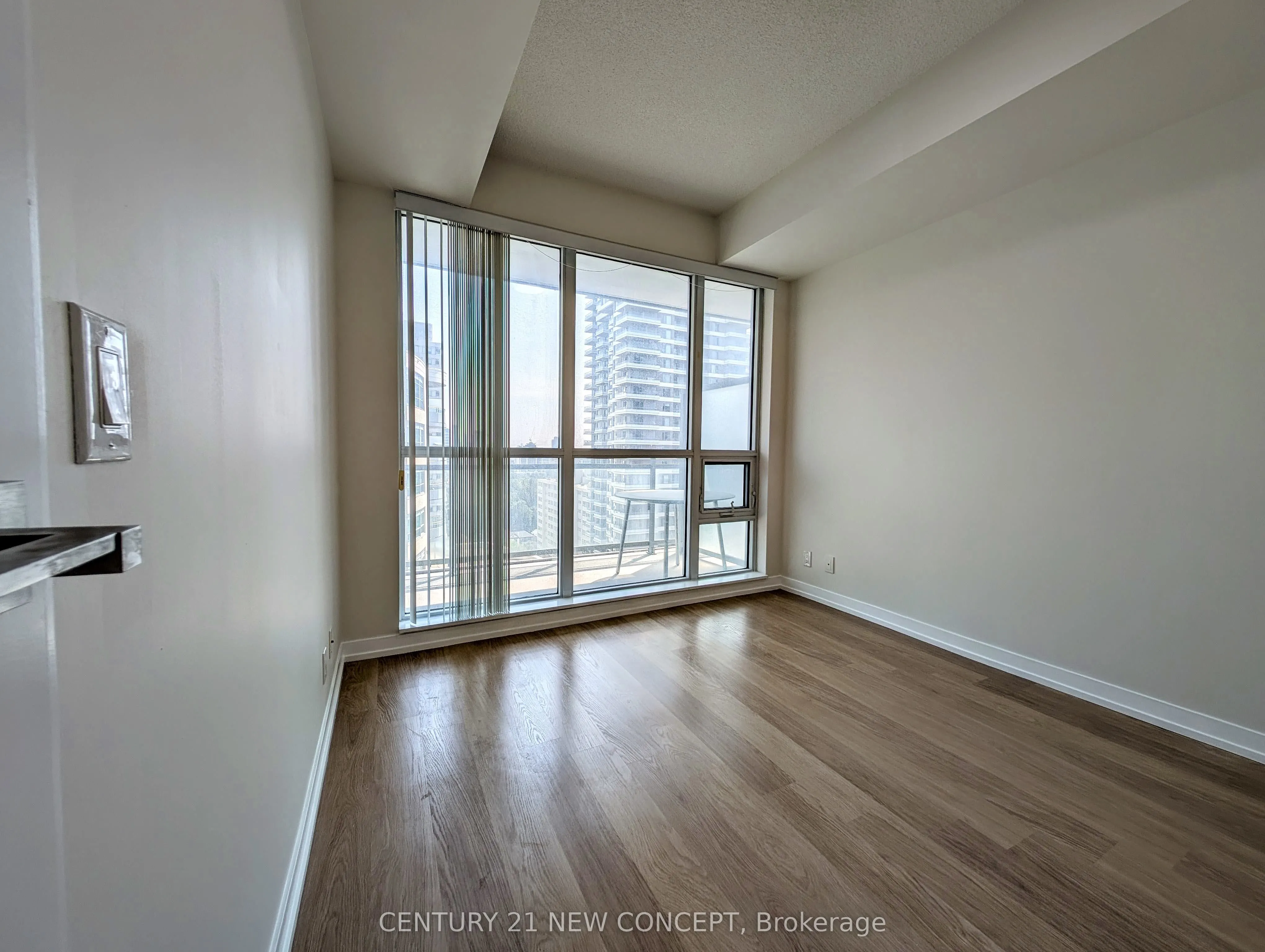 89 Dunfield Avenue, #1409