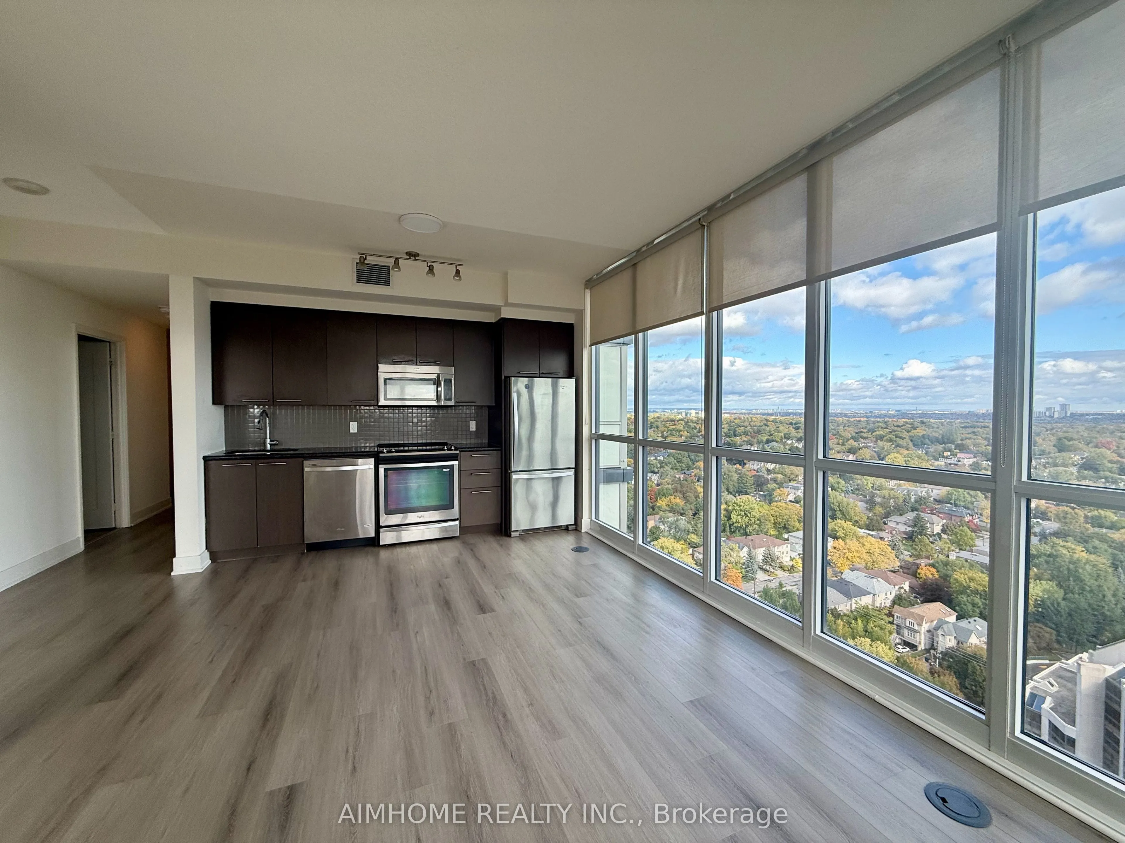 88 Sheppard Avenue E, #2502