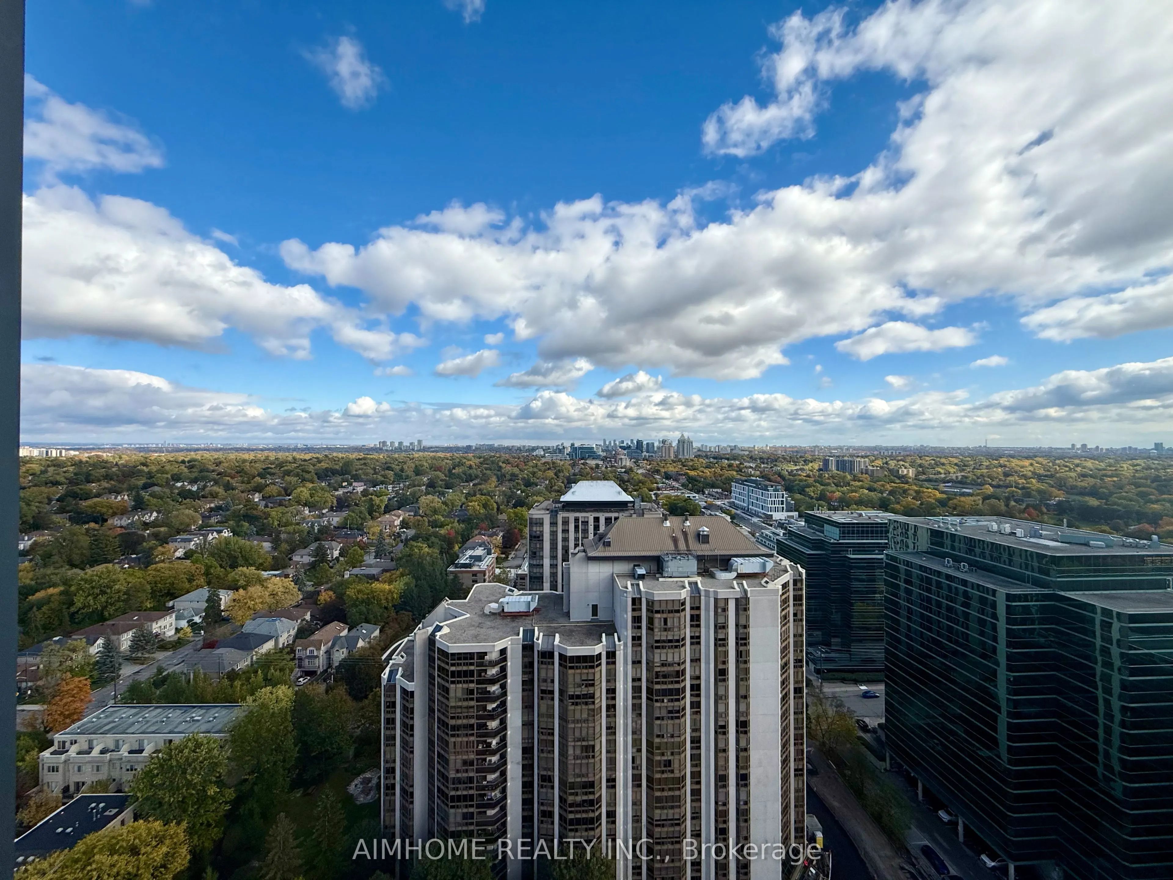 88 Sheppard Avenue E, #2502