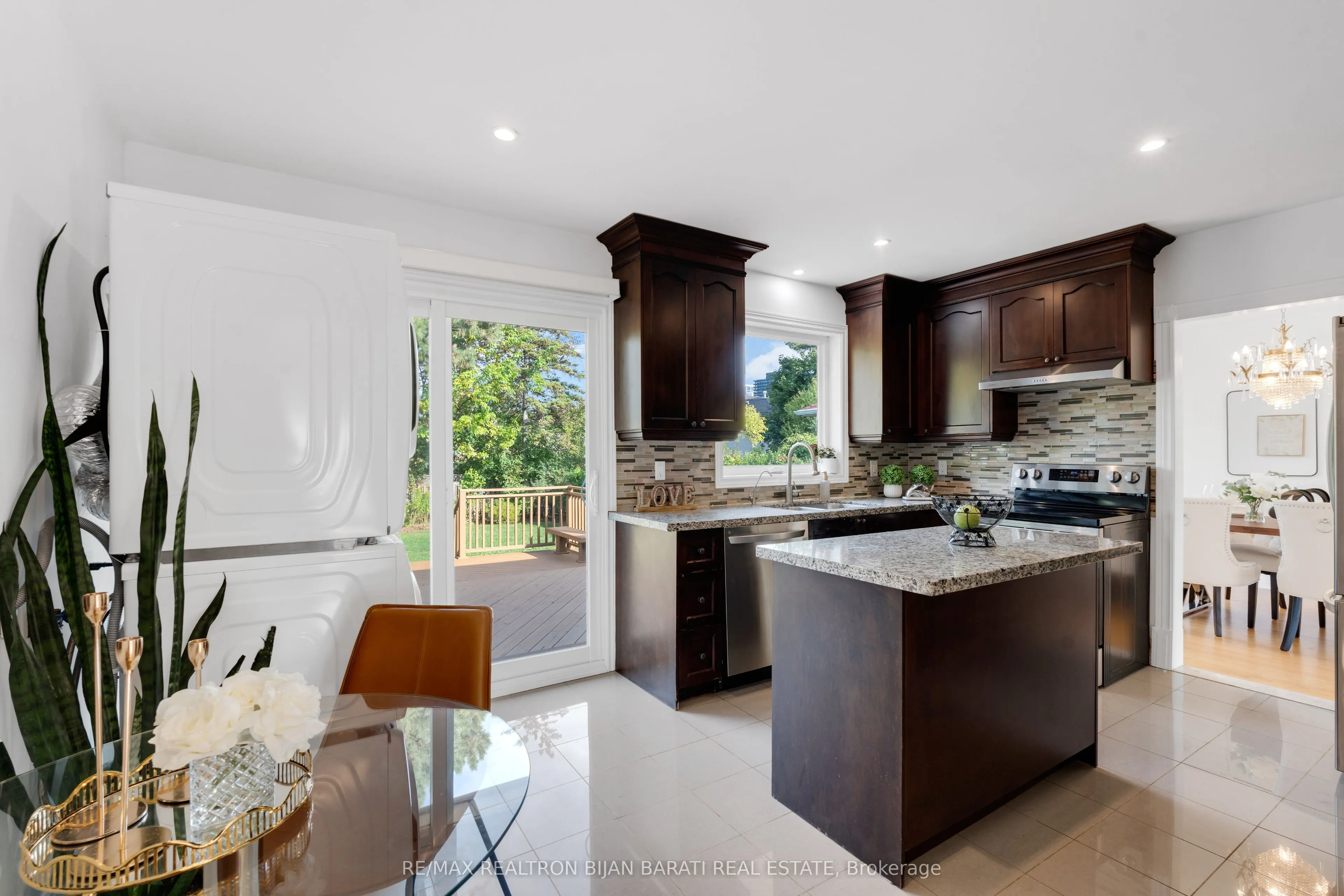 38 Whittaker Crescent
