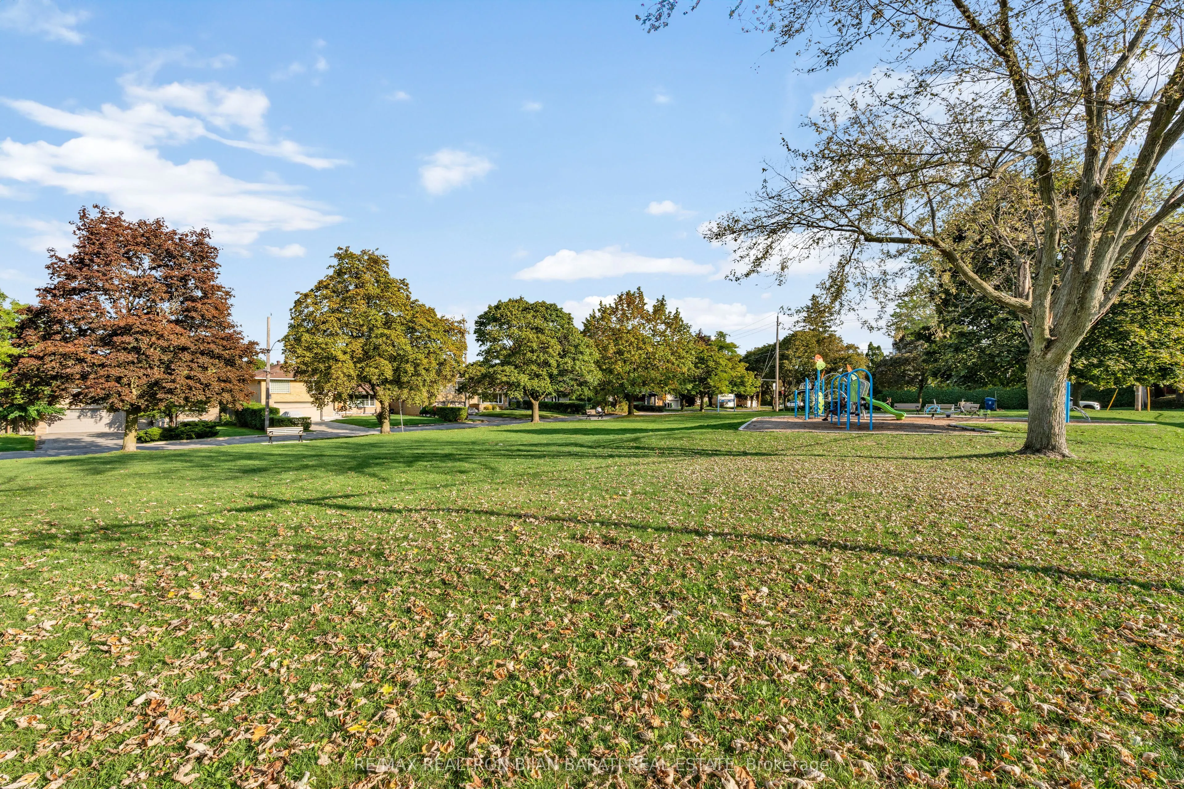 38 Whittaker Crescent