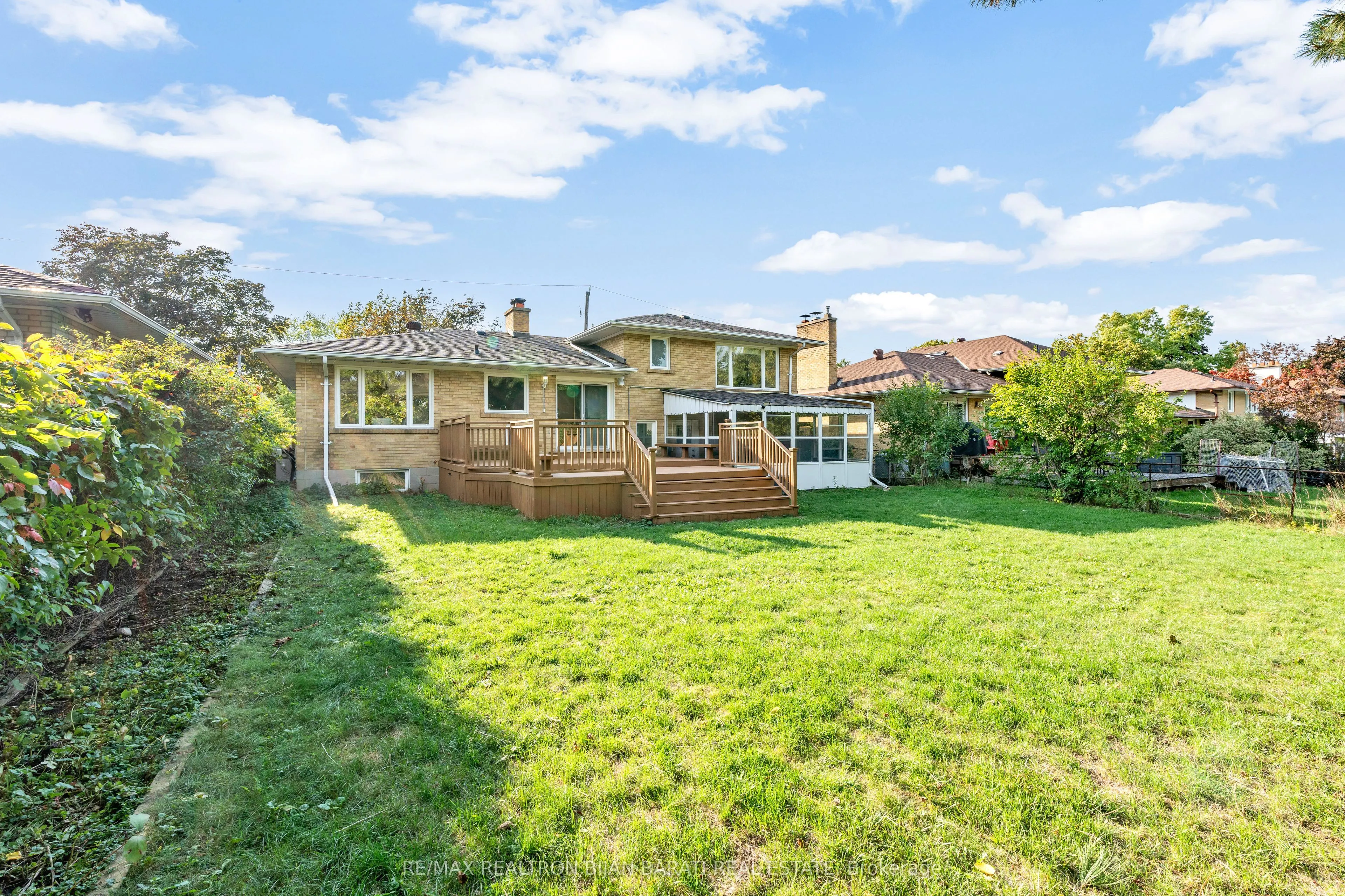 38 Whittaker Crescent