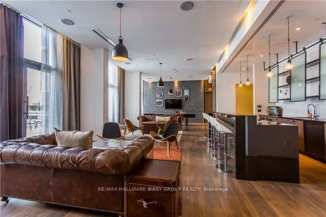 783 Bathurst Street, #604