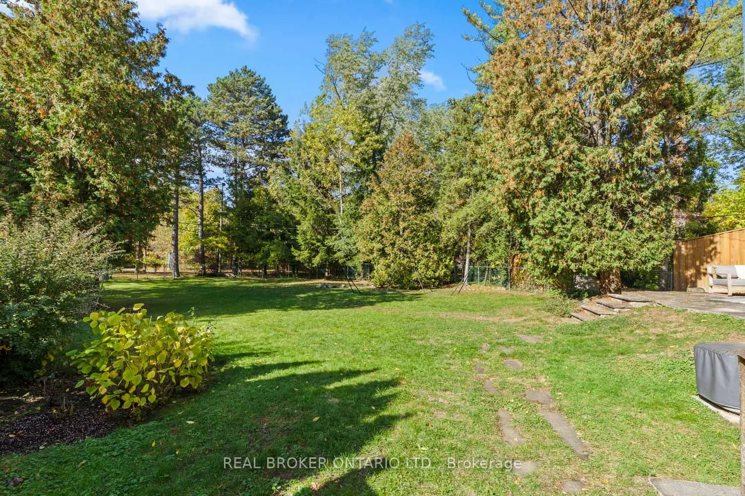 29 Veery Place