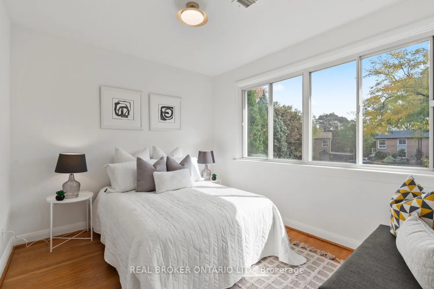 29 Veery Place