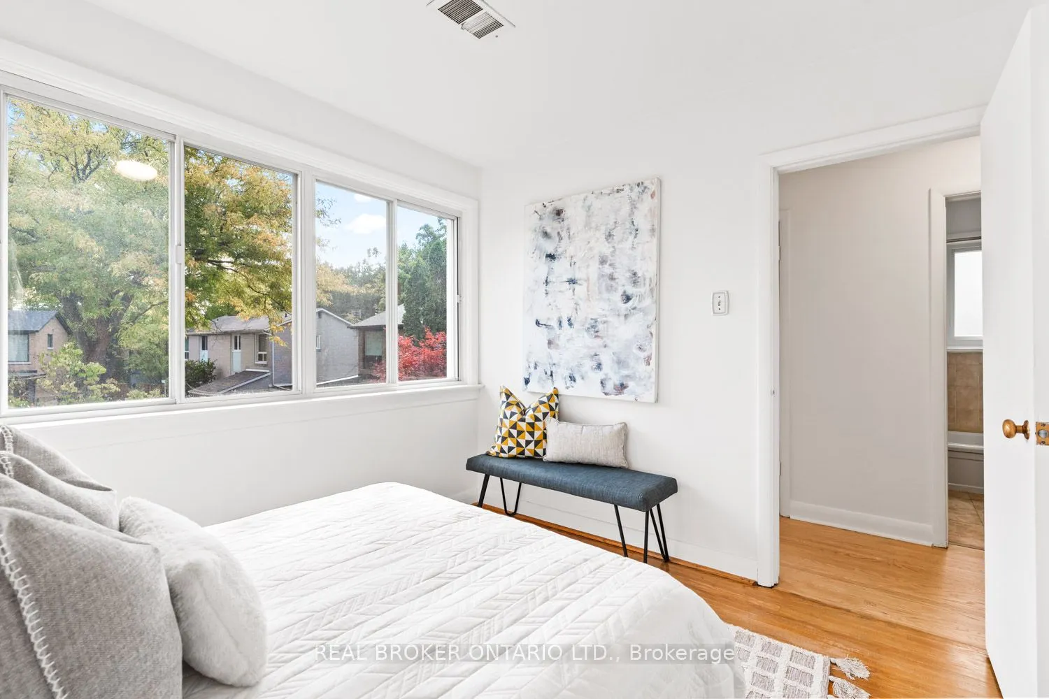 29 Veery Place