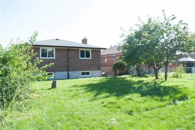 28 Bowhill Crescent