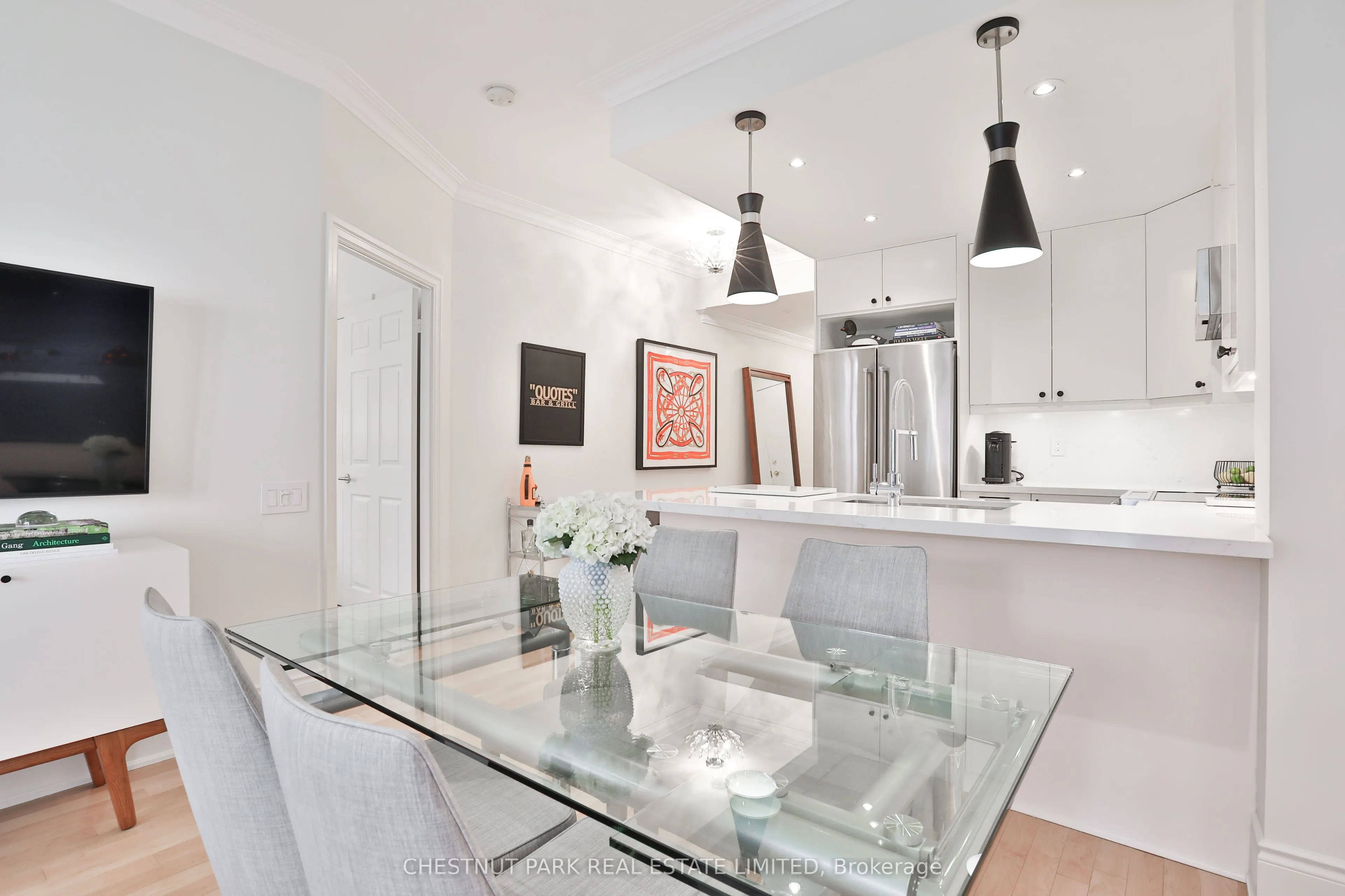 55 Delisle Avenue, #301
