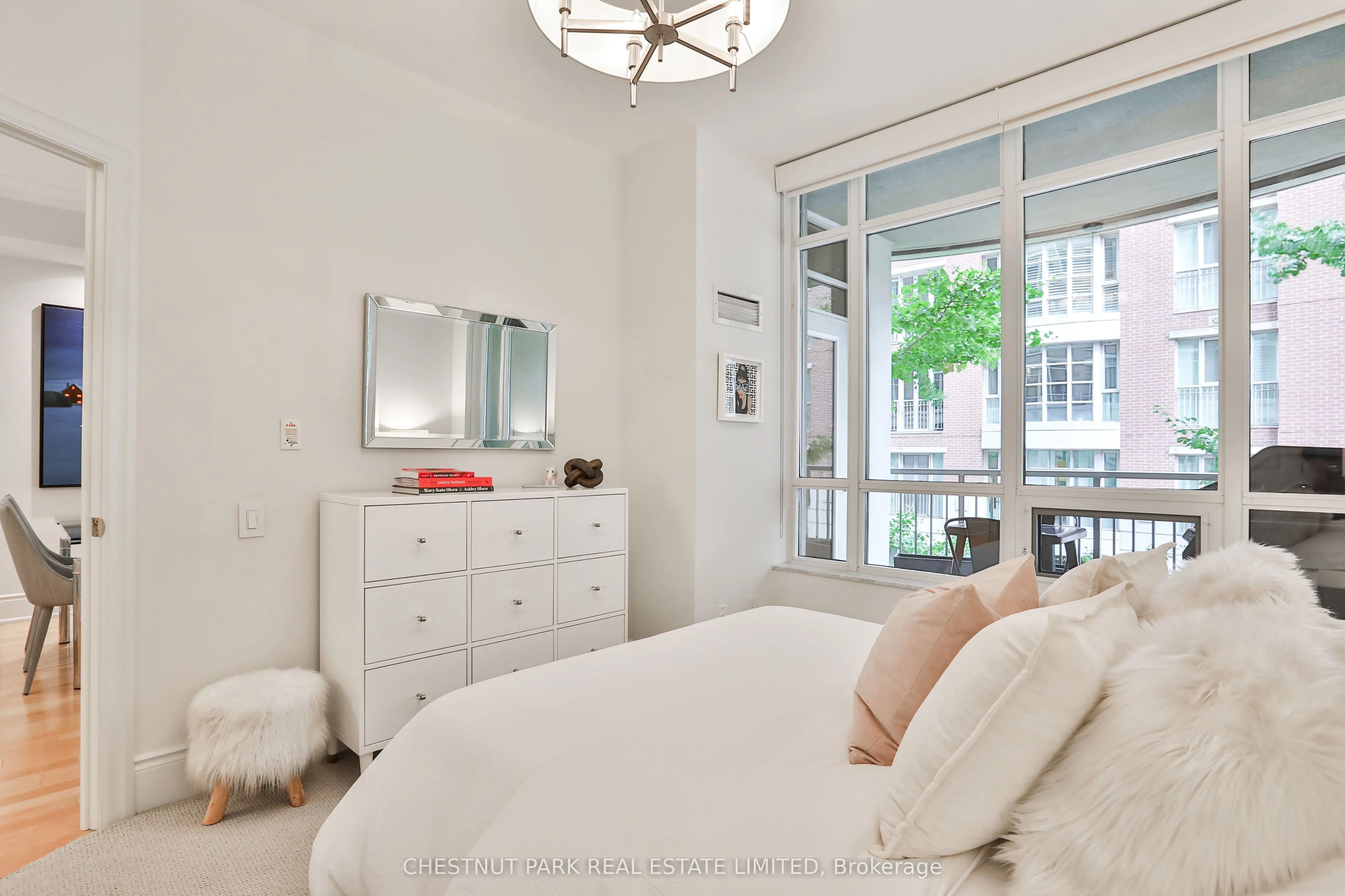 55 Delisle Avenue, #301