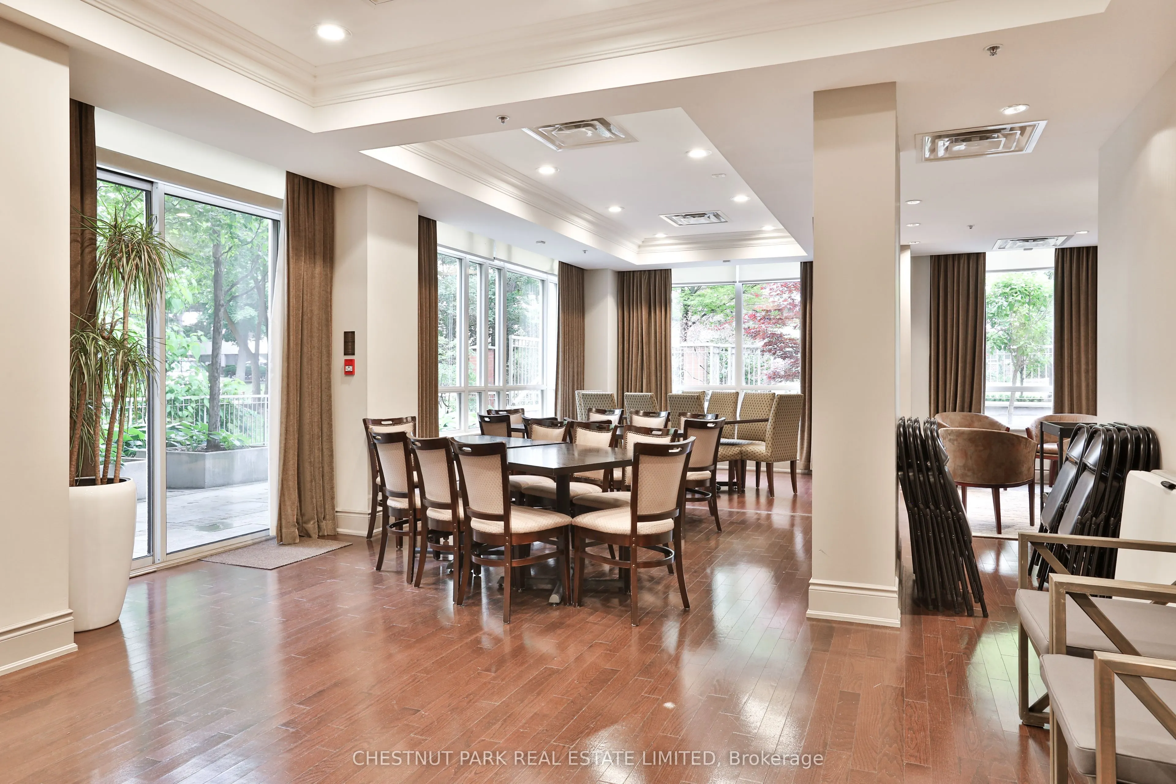 55 Delisle Avenue, #301