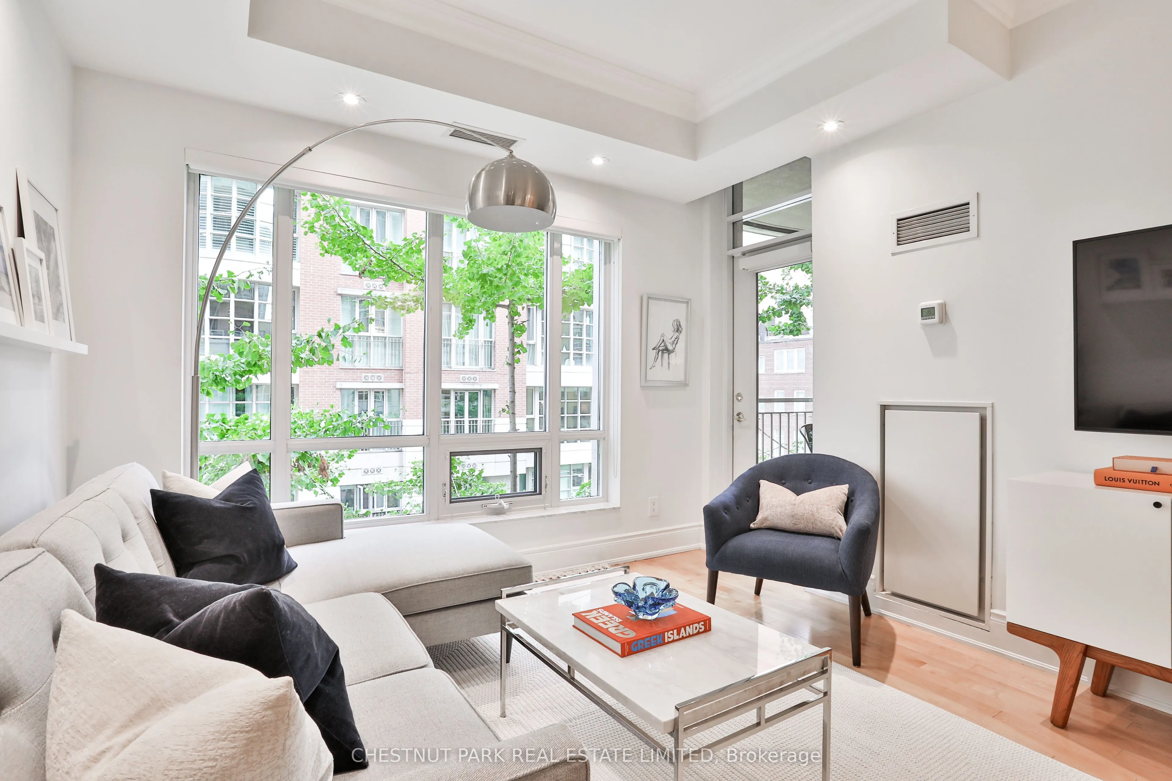55 Delisle Avenue, #301