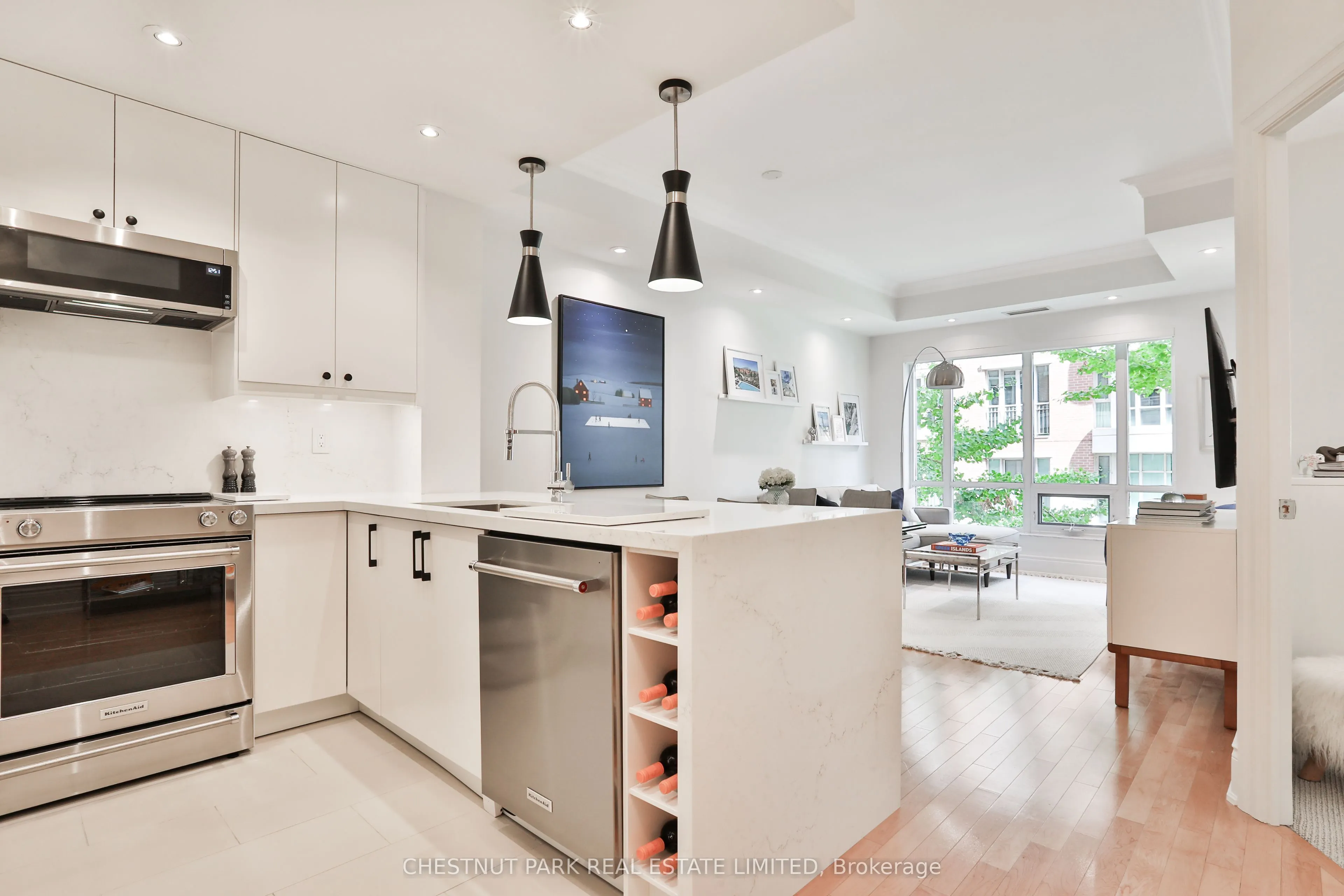 55 Delisle Avenue, #301