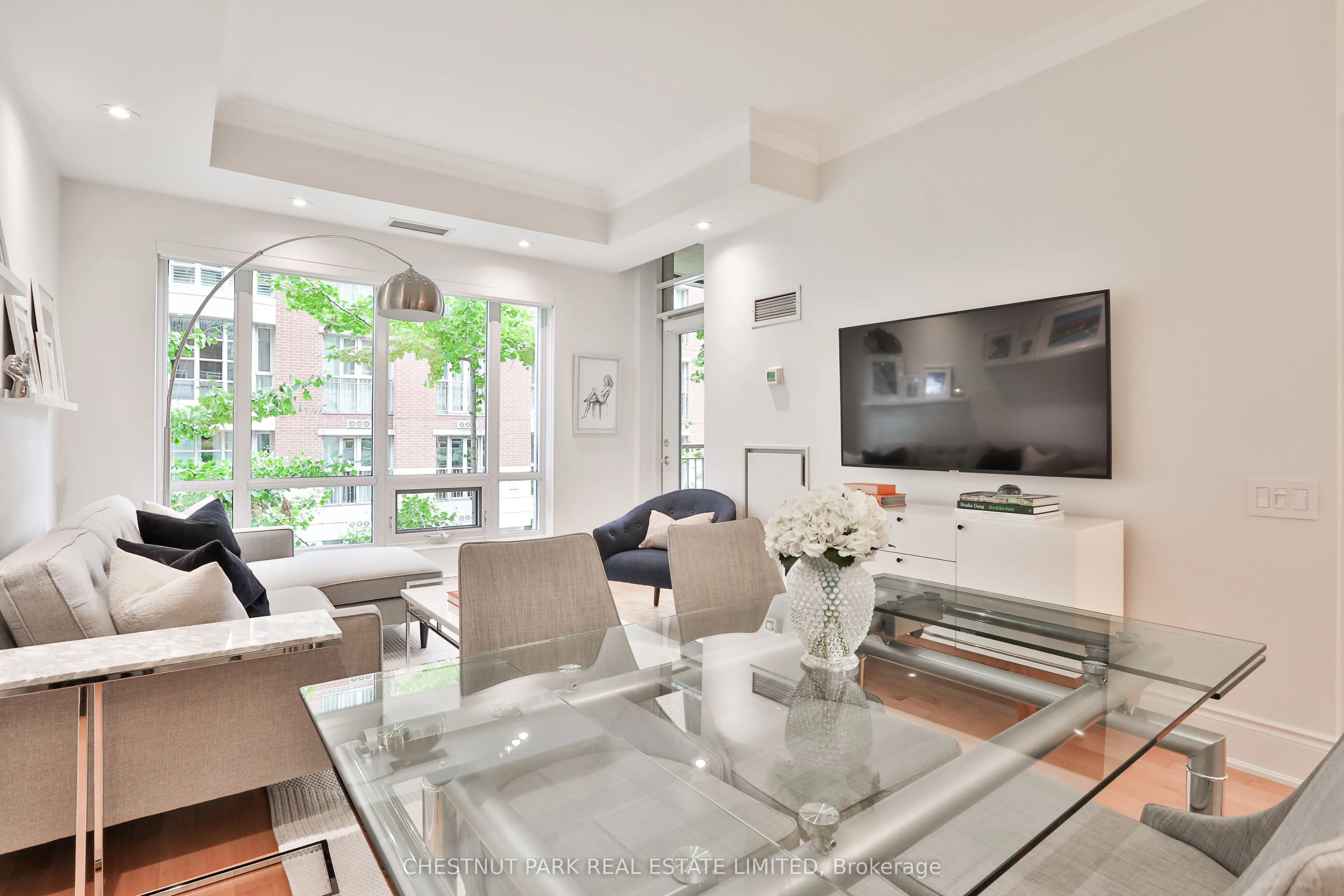 55 Delisle Avenue, #301