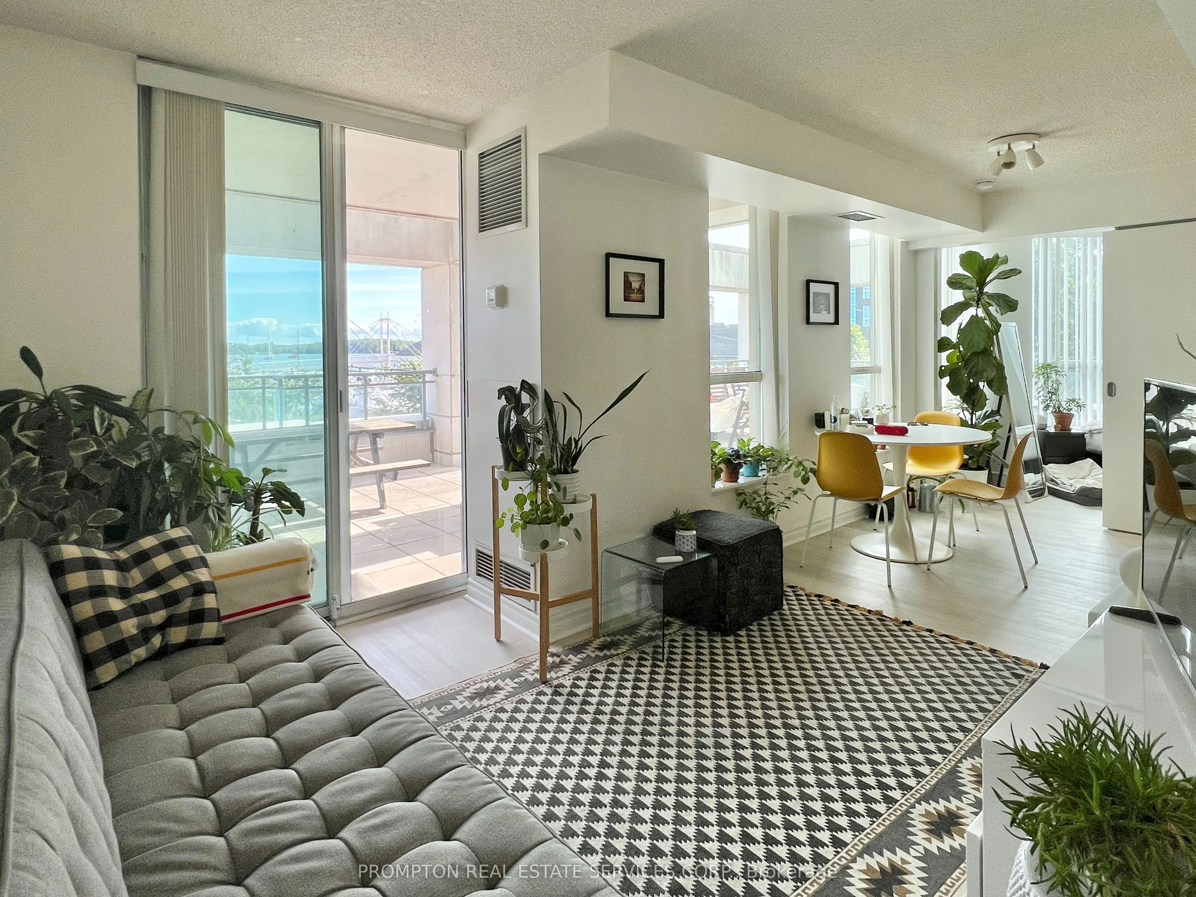 230 Queens Quay W, #226