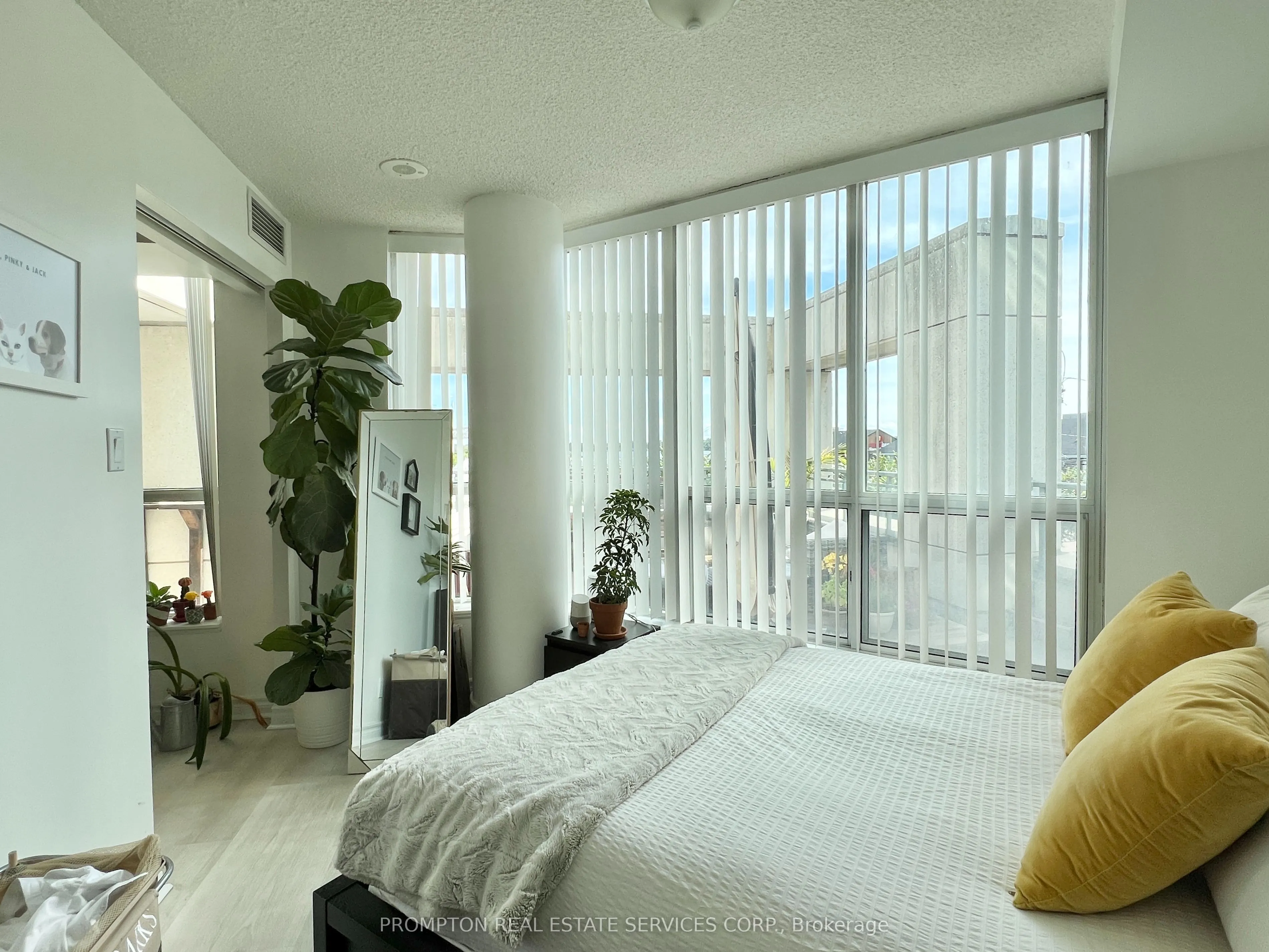 230 Queens Quay W, #226