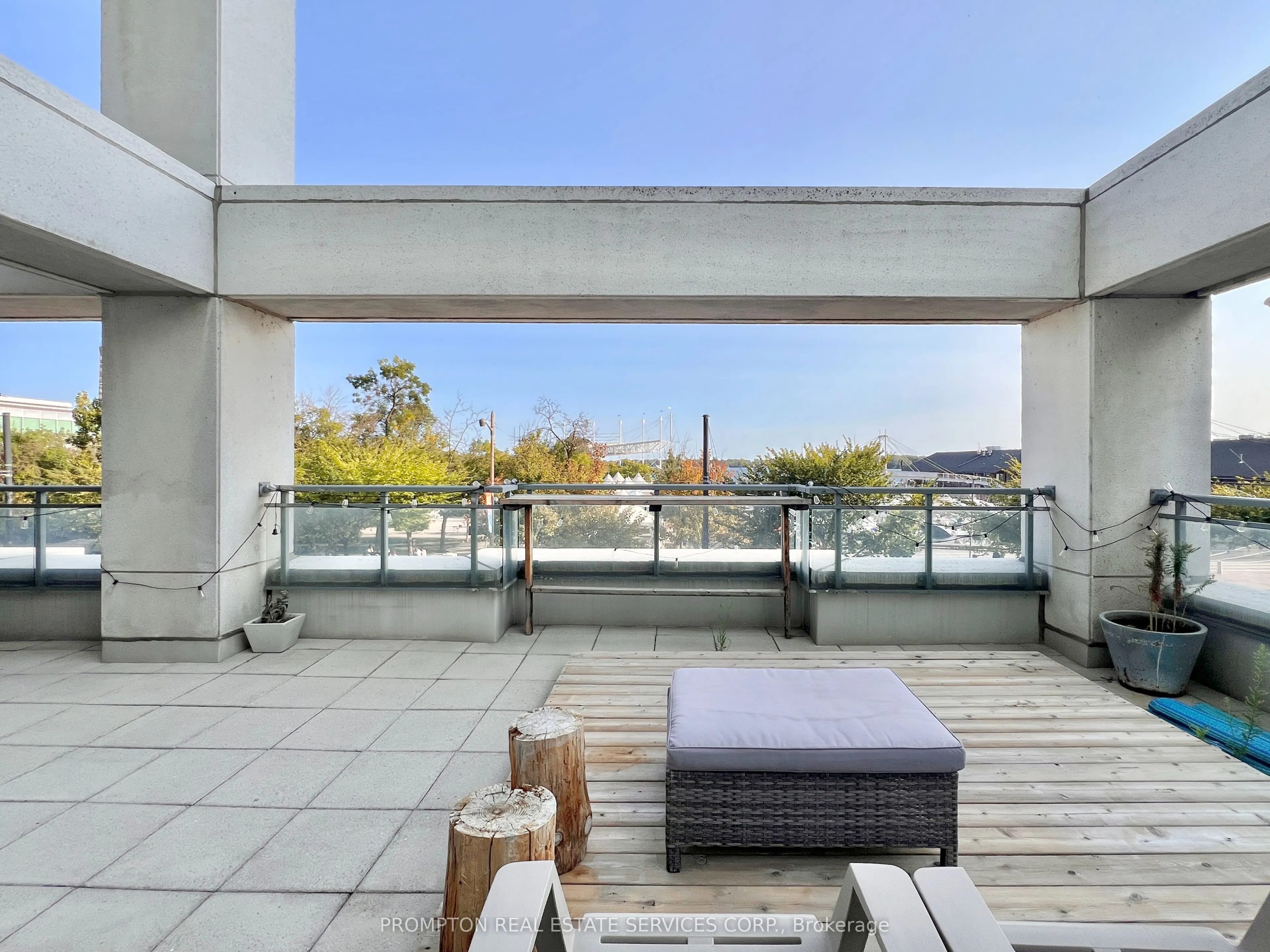 230 Queens Quay W, #226