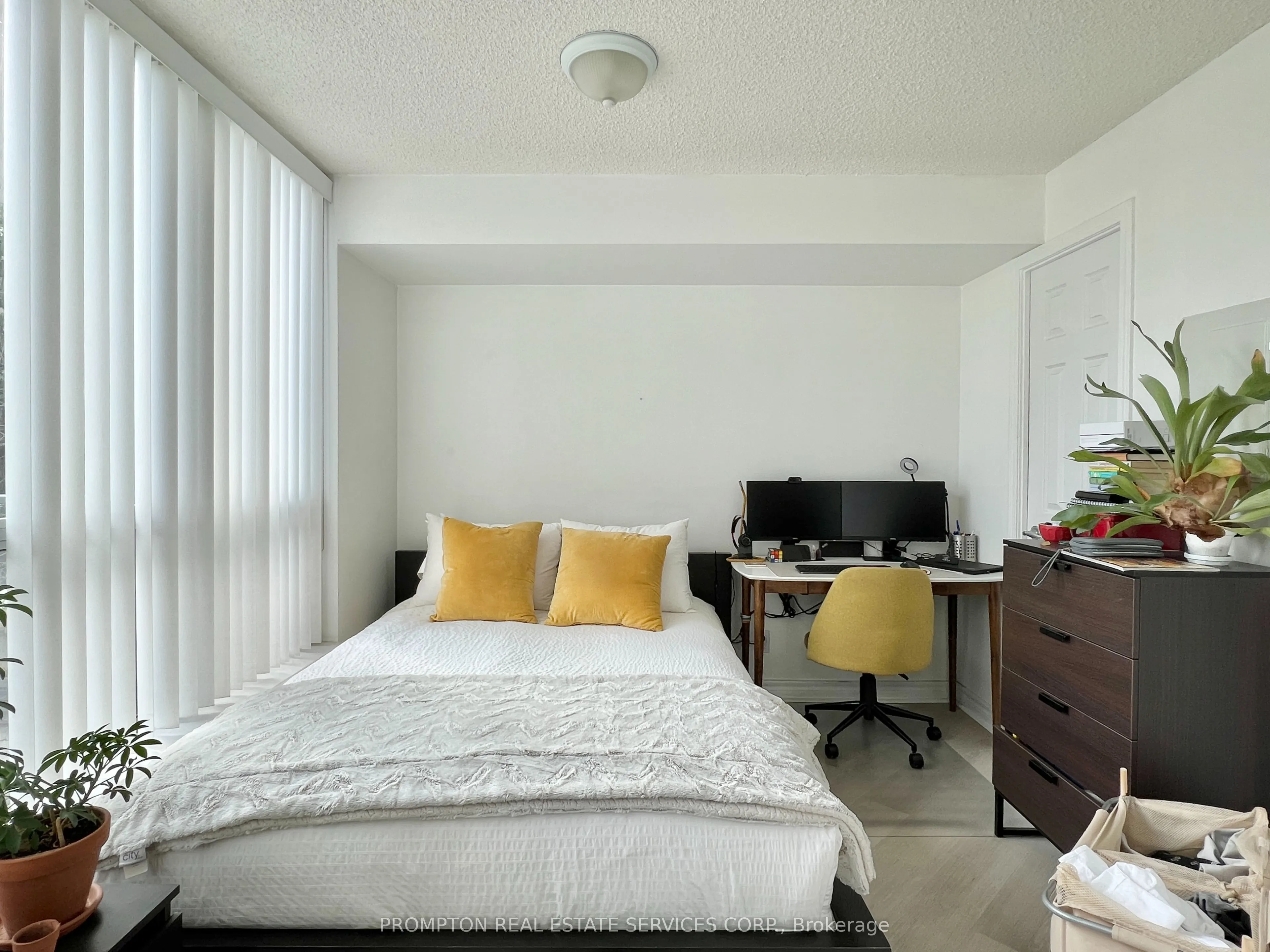 230 Queens Quay W, #226