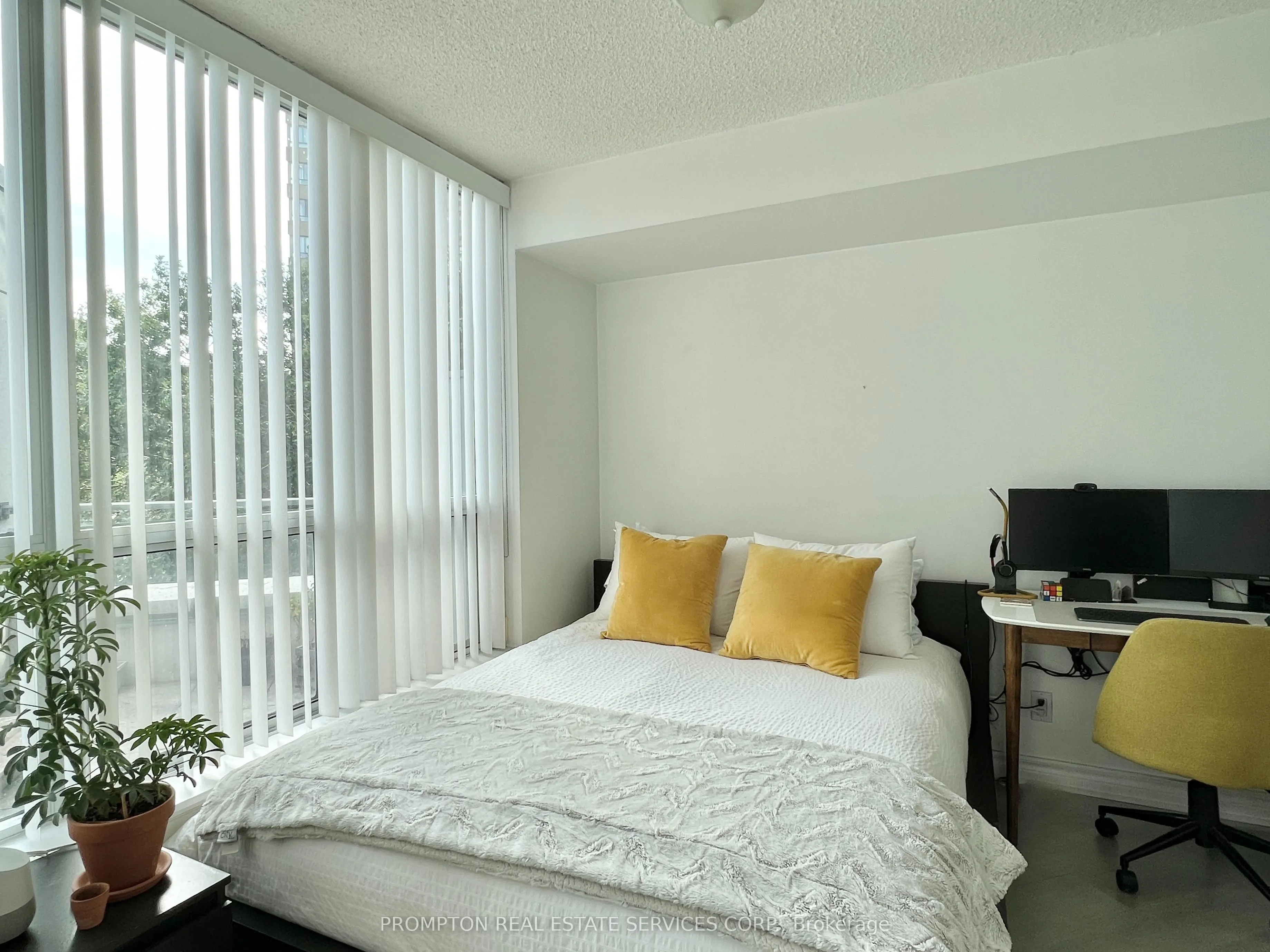230 Queens Quay W, #226