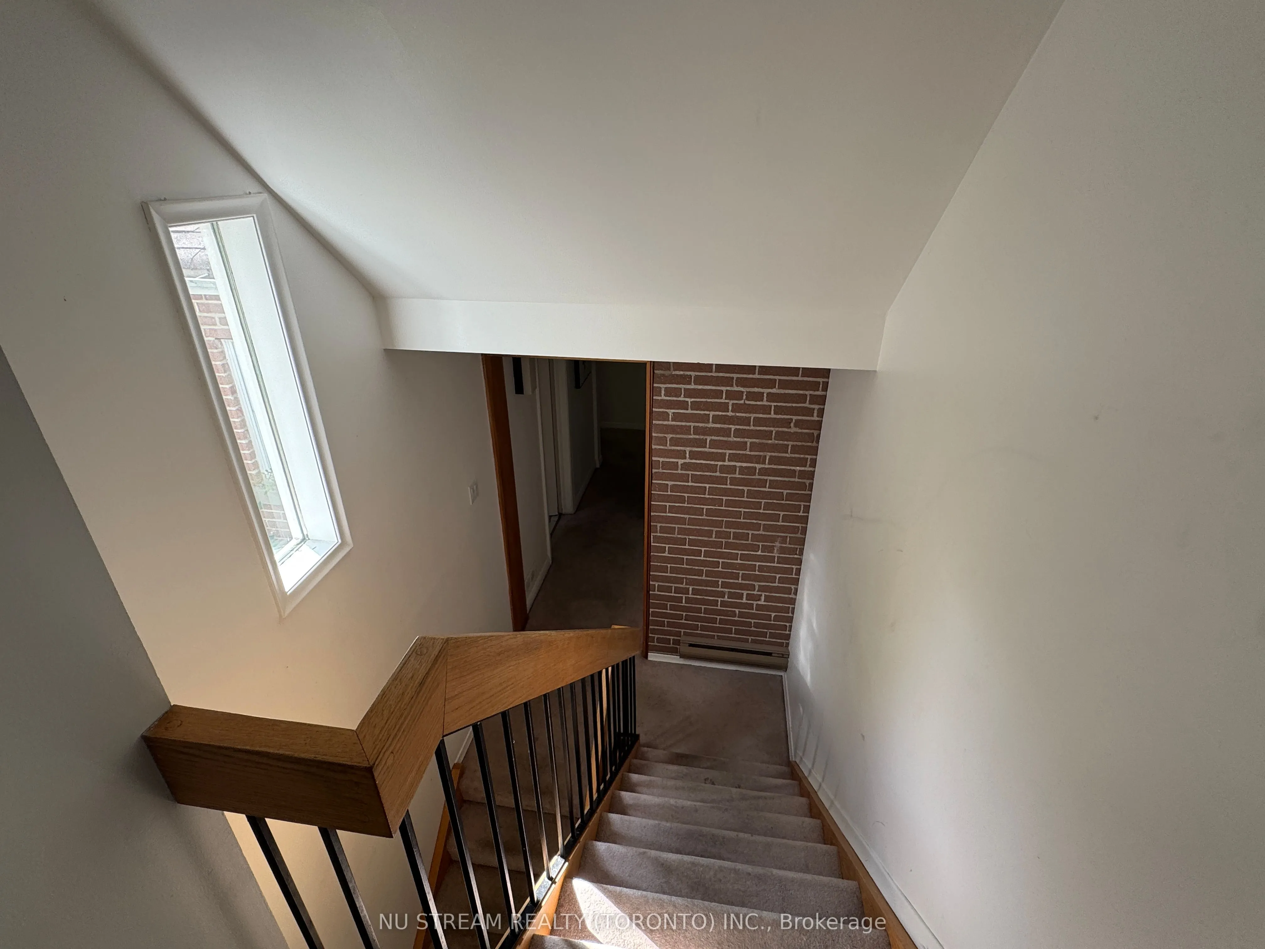 5 Basswood Road