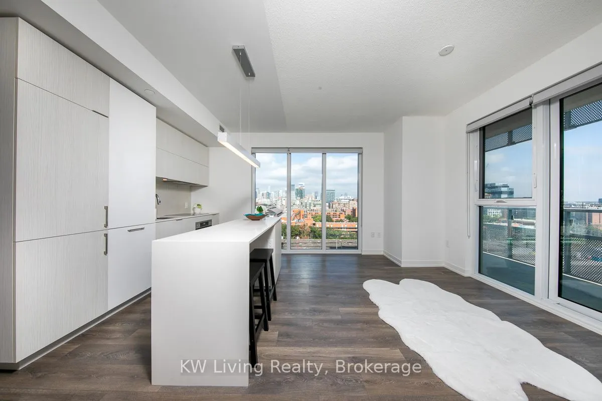 15 Lower Jarvis Street, #815