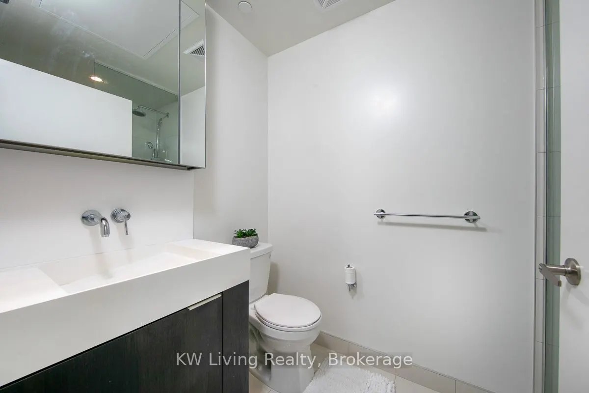 15 Lower Jarvis Street, #815