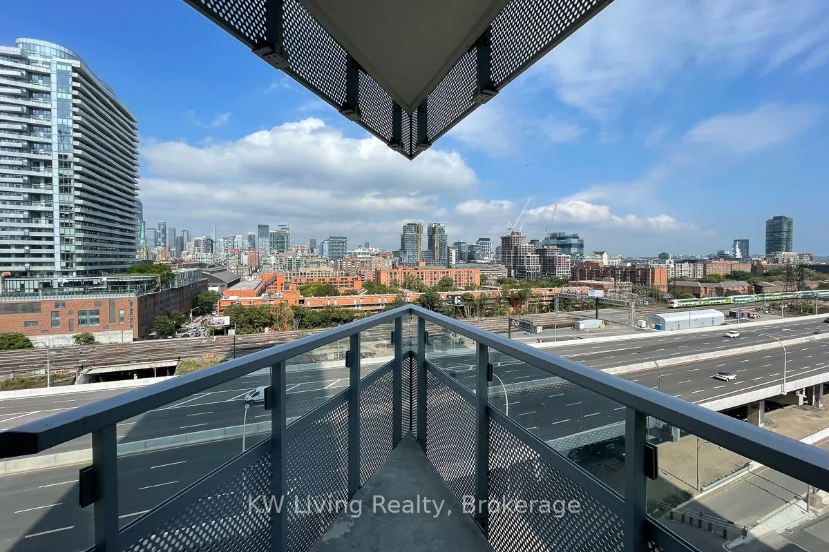 15 Lower Jarvis Street, #815