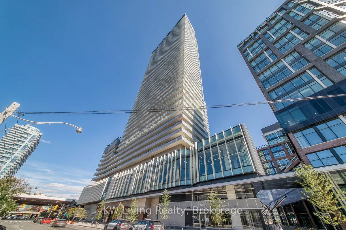 15 Lower Jarvis Street, #815