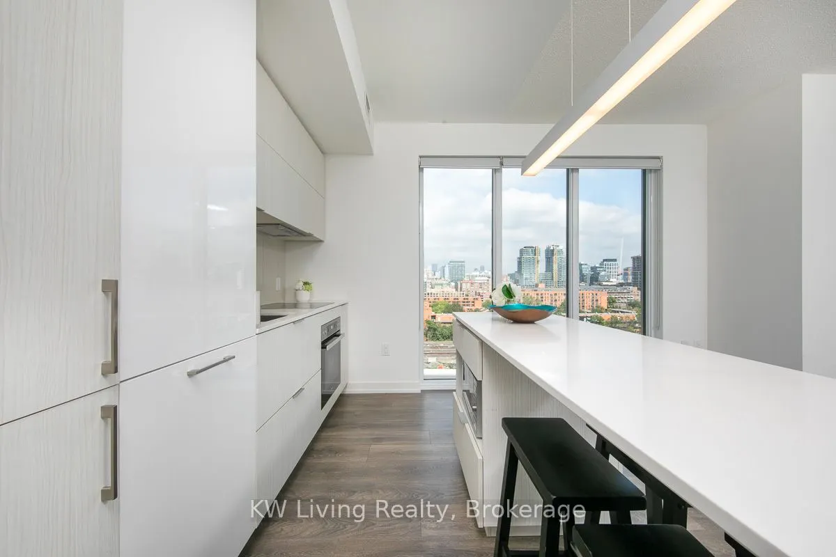 15 Lower Jarvis Street, #815